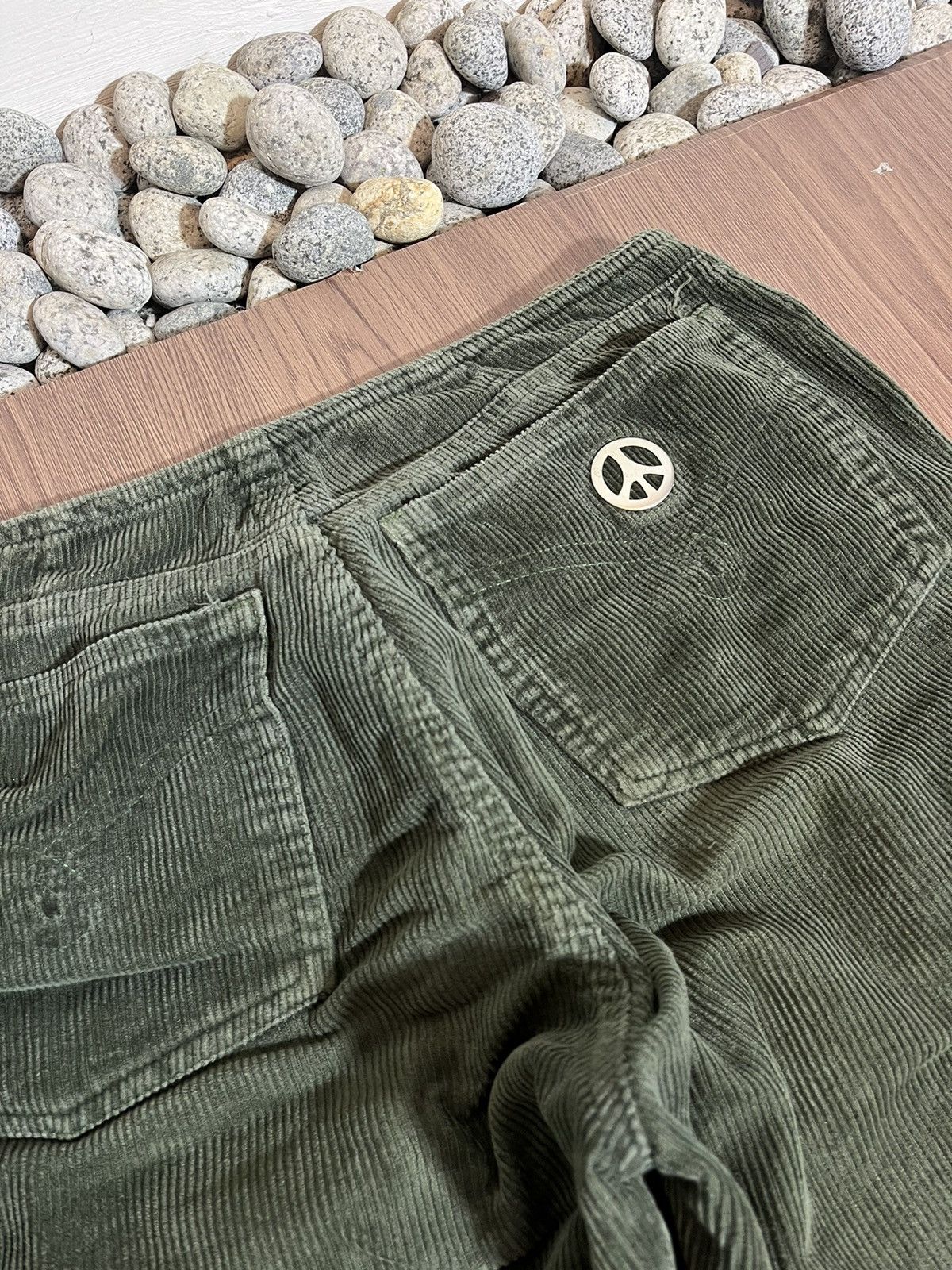 Moschino Moschino “peace” pocket army green corduroi Size US 28 / EU 44 - 5 Thumbnail