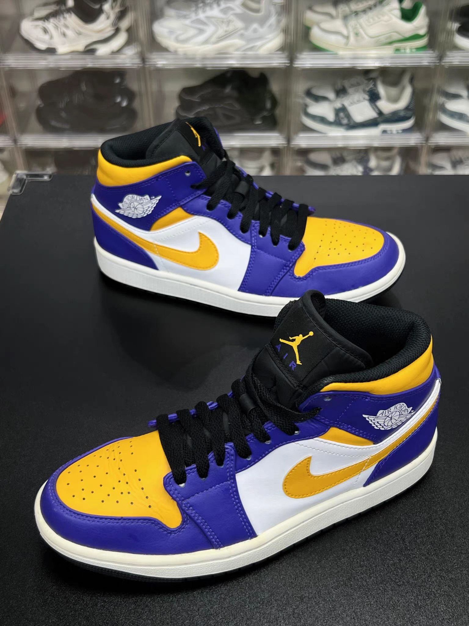 Jordan Brand Air Jordan 1 Mid Lakers K15 Size US 7.5 / EU 40-41 - 1 Thumbnail