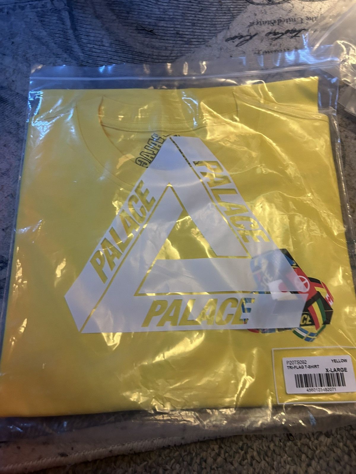 Palace Palace Tri Flag Yellow T Shirt XL Size US XL / EU 56 / 4 - 2 Thumbnail