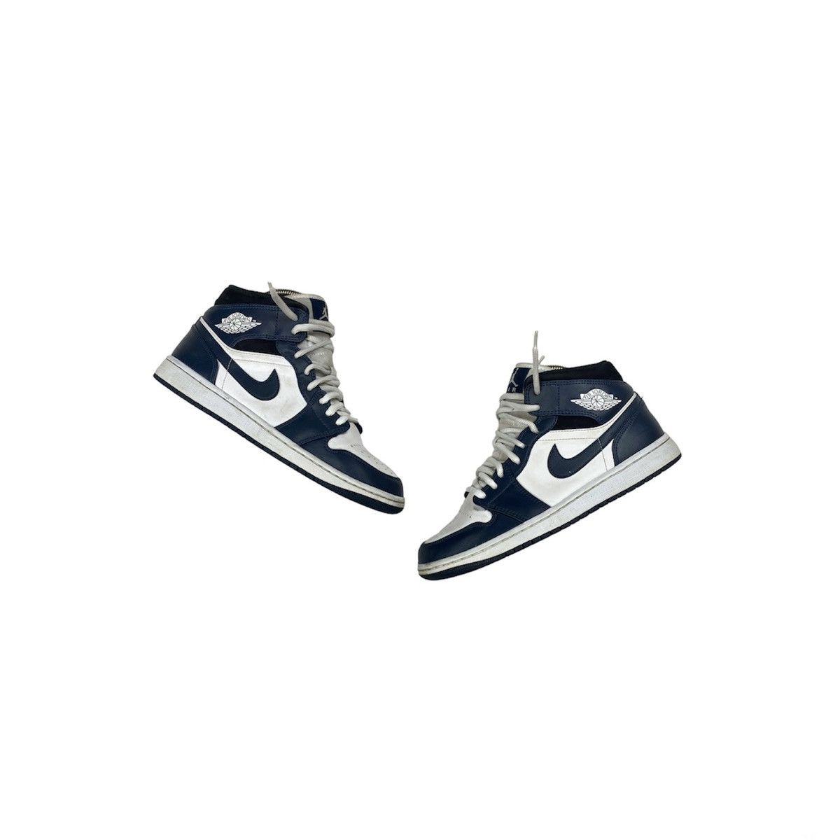 image of Jordan Nike Sneakers Nike Air Jordan Obsidian Y2K Original Casual Item in Navy, Men's (Size 7.5)