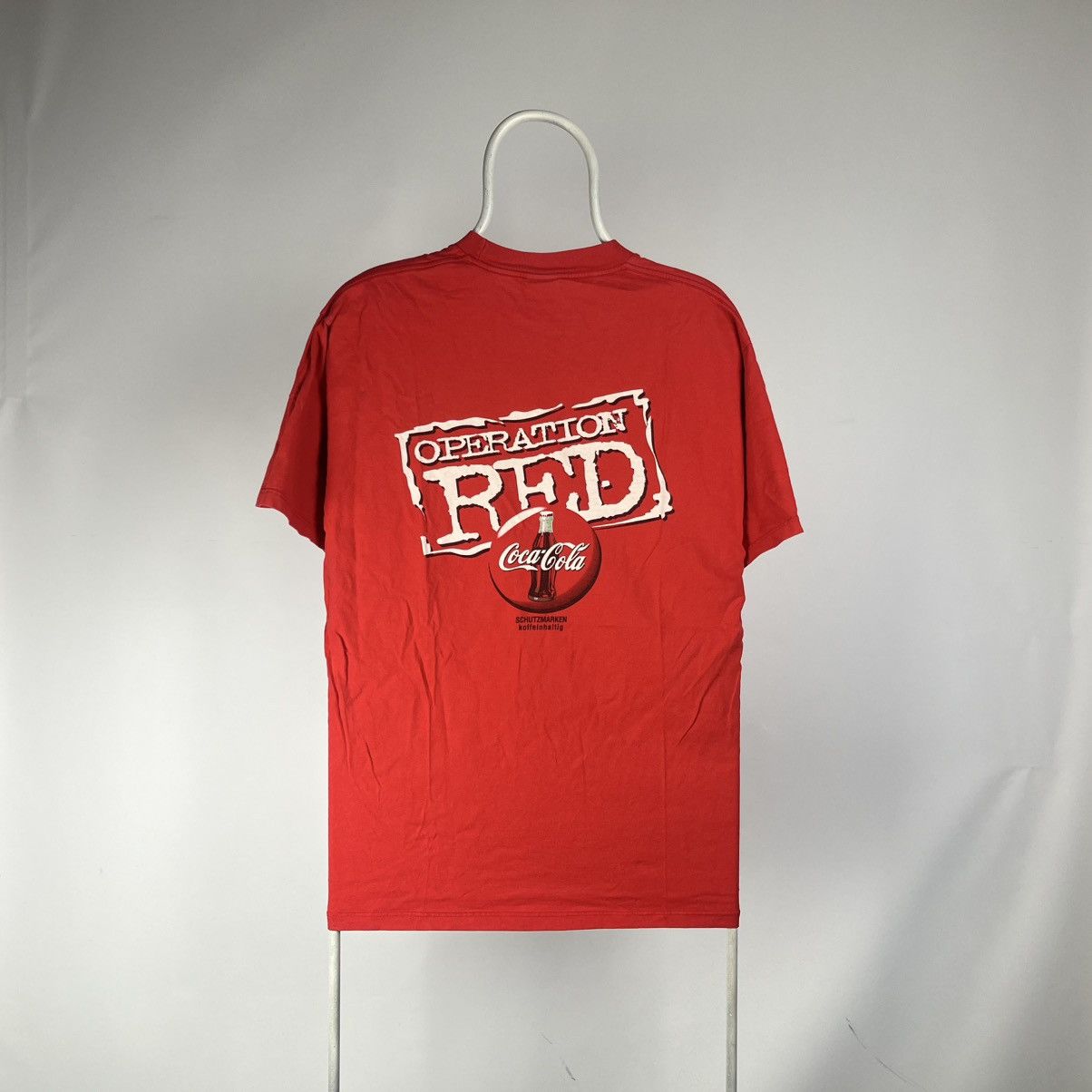 Coca Cola Vintage Coca Cola Operation Red Tshirt size Large Size US L / EU 52-54 / 3 - 1 Thumbnail