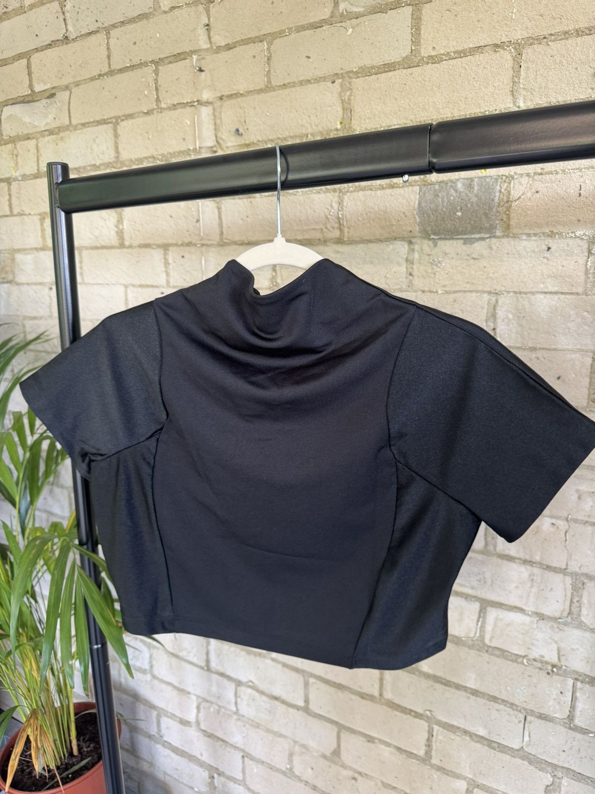 Adidas adidas Originals black Zip up crop top M Size M / US 6-8 / IT 42-44 - 2 Thumbnail