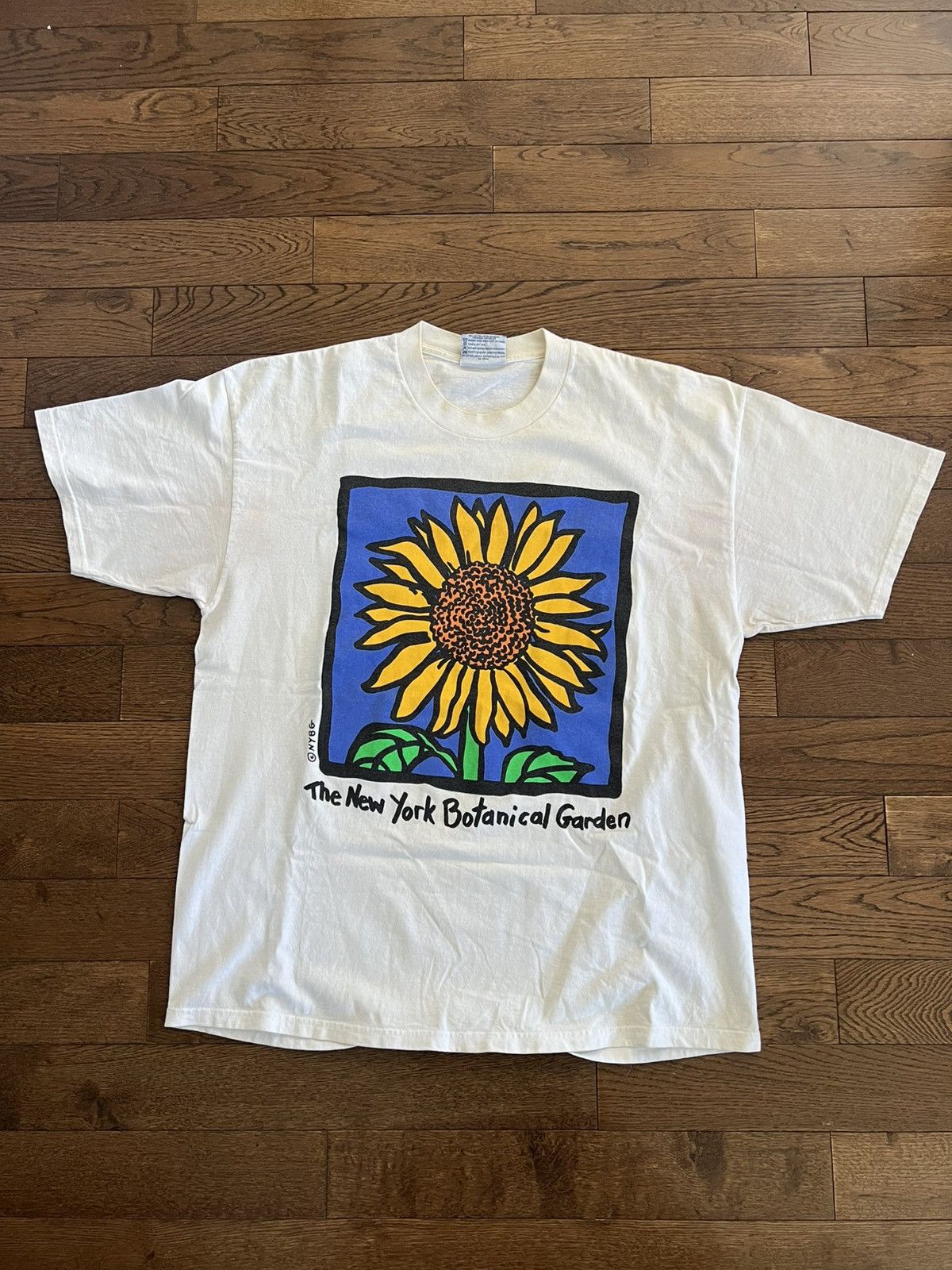 VINTAGE BOTANICAL GARDENS TEE