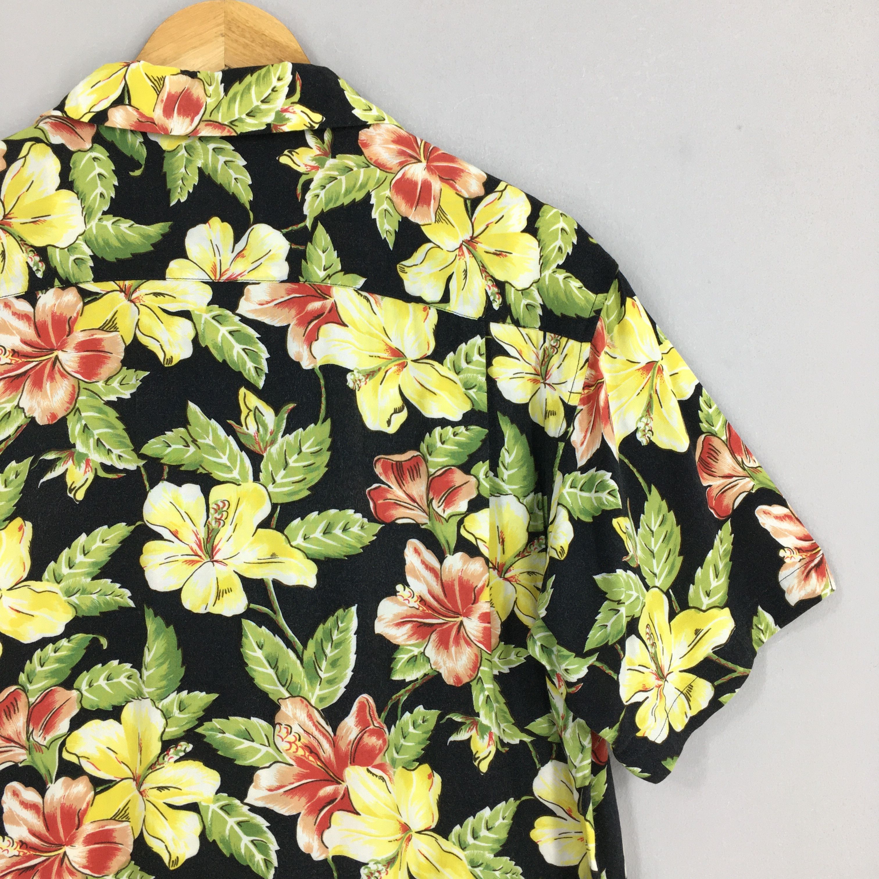 Vintage Tom Short Hawaiian Hibiscus Flower Tropical Hawaii Shirt M Size US M / EU 48-50 / 2 - 9 Thumbnail