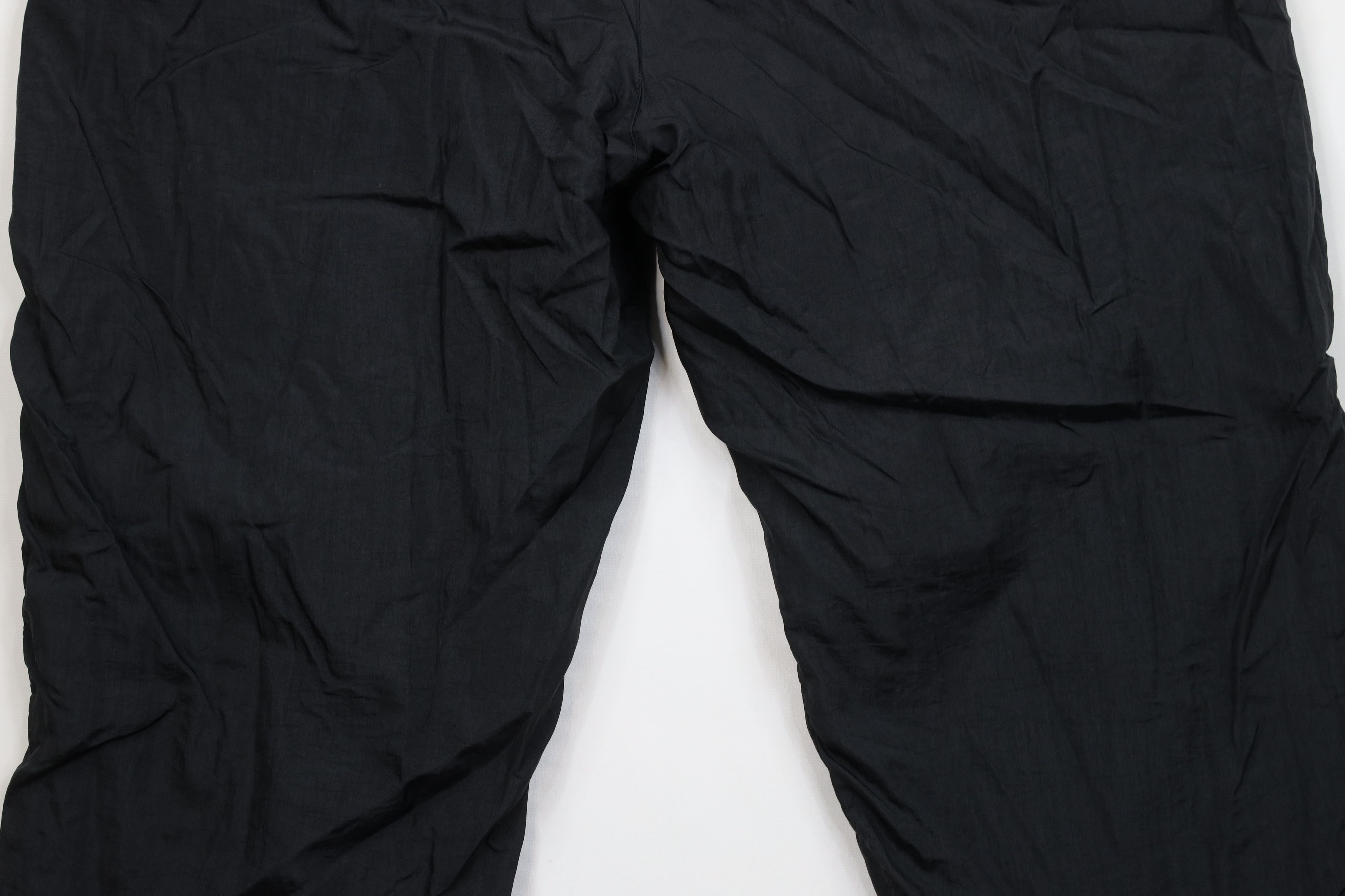 Vintage Vintage 90s Streetwear Wide Leg Windbreaker Pants Black Size US 38 / EU 54 - 13 Thumbnail