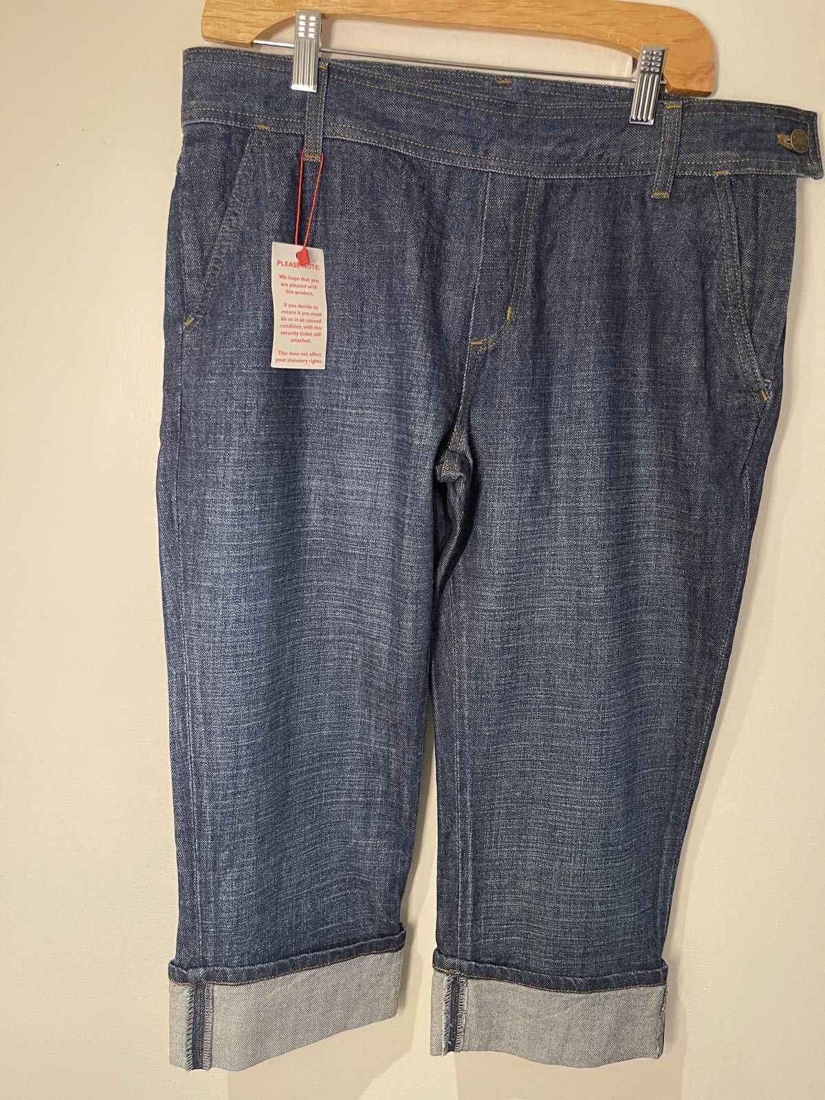 Designer Innocence cutoff jeans with side zip Size 36" / US 14 / IT 50 - 1 Thumbnail