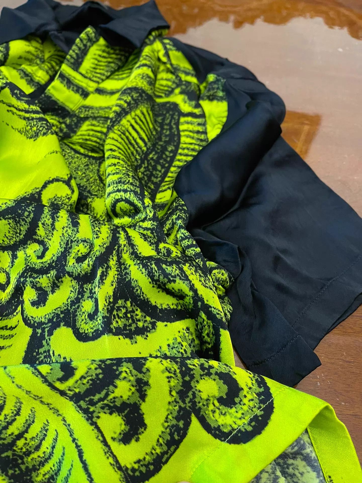 Versace Versace Medusa Silk Polo Shirt 46 Oversized Size US S / EU 44-46 / 1 - 4 Thumbnail