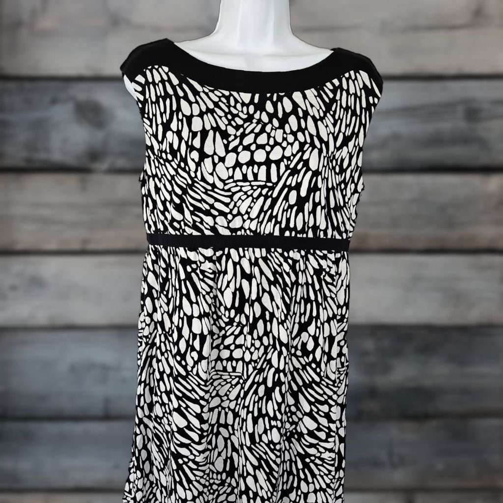 Loft VINTAGE? Ann Taylor LOFT Womens Dress MM Black Sleeveless Rayon Blend Shift 34.5" Length Maternity Size M Womens Size M / US 6-8 / IT 42-44 - 1 Thumbnail