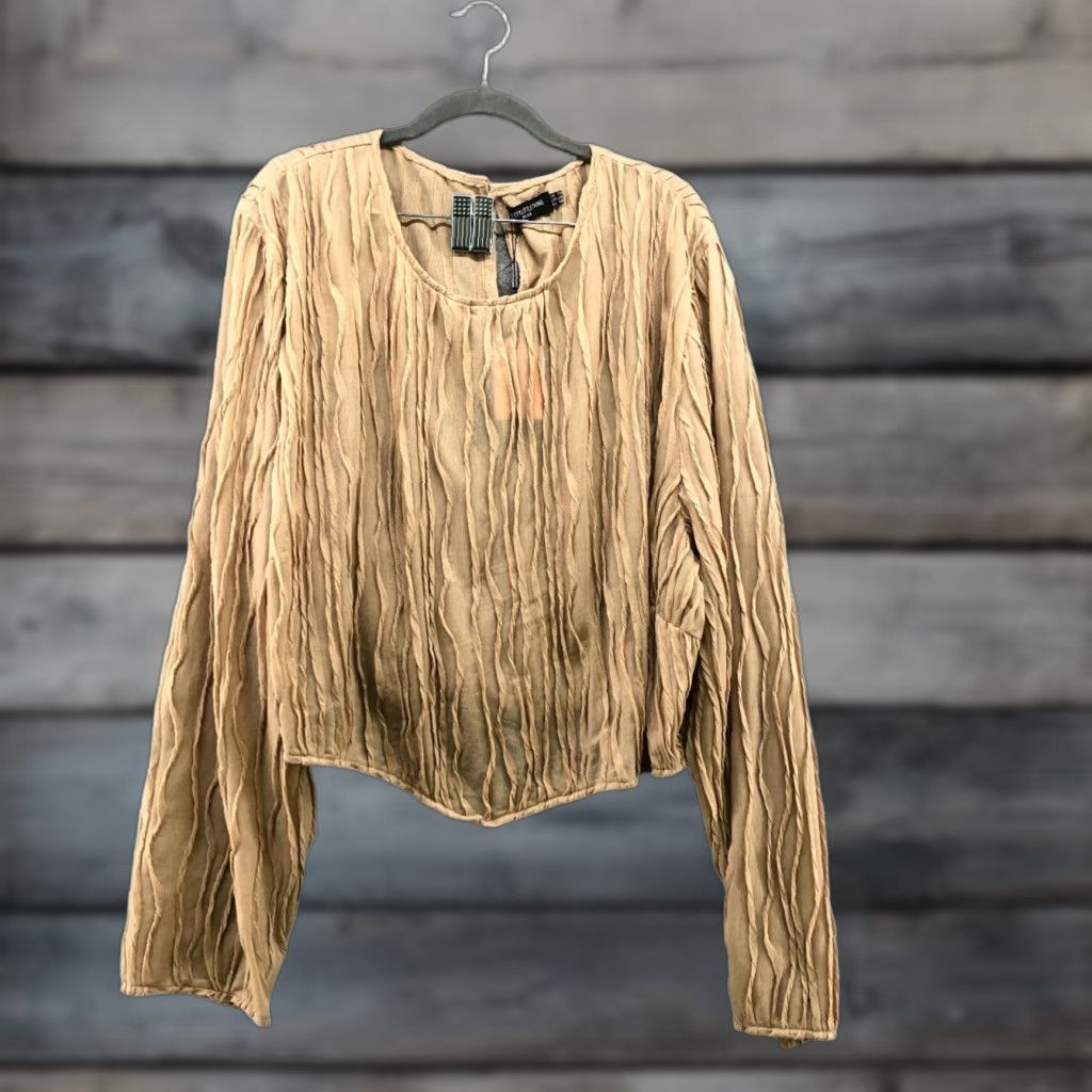 PrettyLittleThing NWT Pretty Little Thing Long Sleeve Knit Blouse Womens Plus Size 26 Beige Cropped T-Shirt Bohemian Size 4XL / US 24-26 - 1 Thumbnail