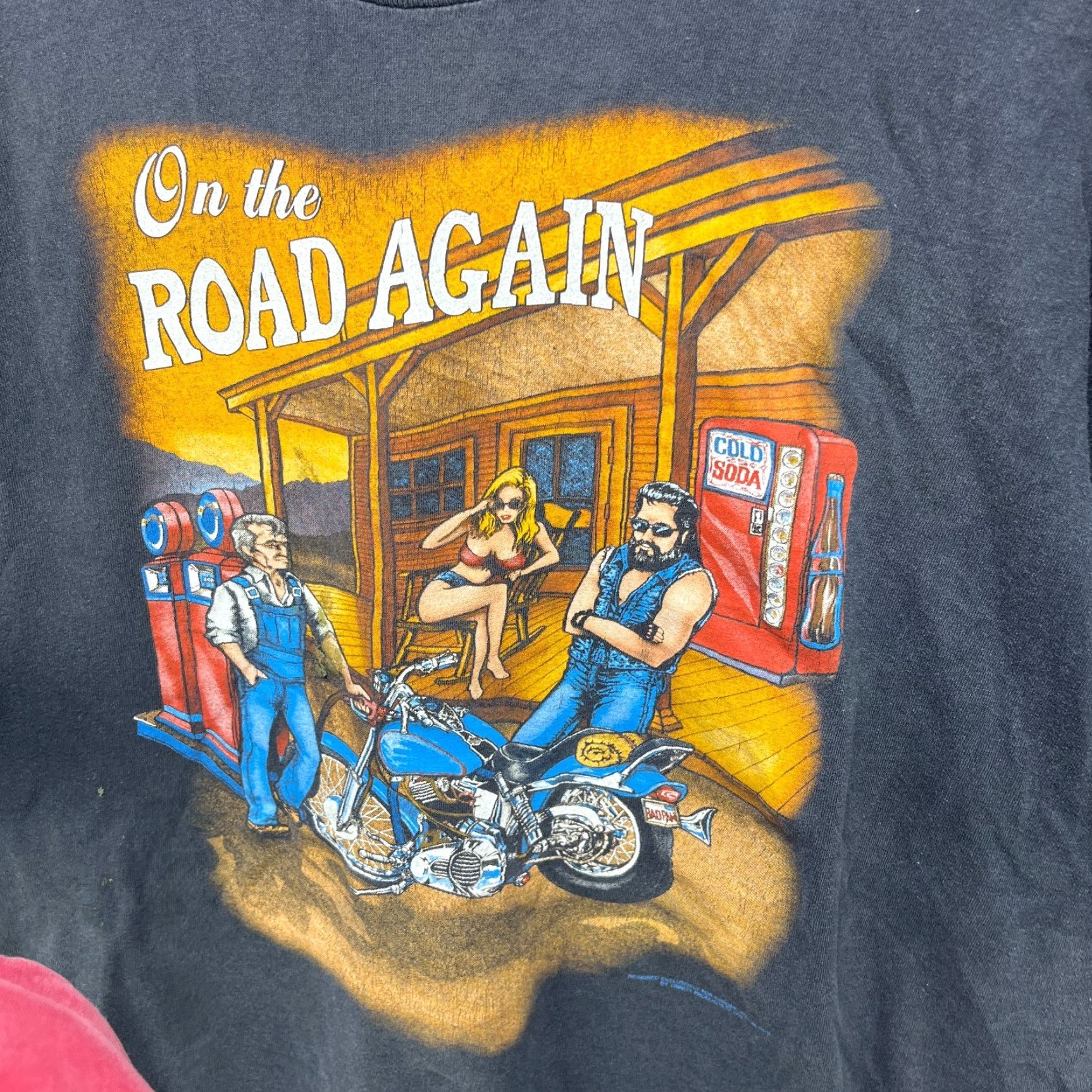 Vintage VINTAGE 90s On the Road Again Biker Sun Faded Single Stitch Shirt 2XL Emblem Size US XXL / EU 58 / 5 - 2 Thumbnail