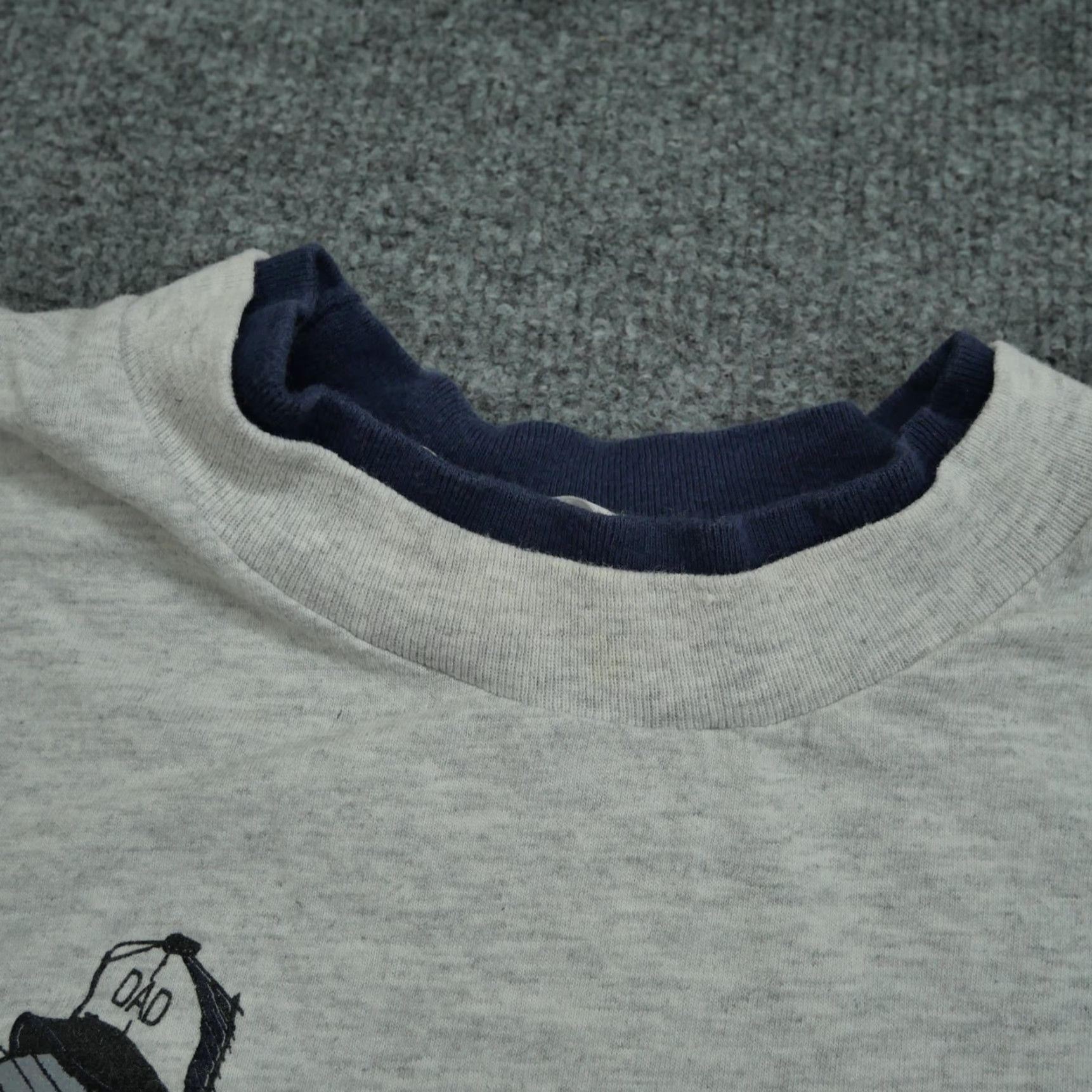 Vintage VINTAGE Dad T Shirt Adult XL Grey 90s Mens Logo Short Sleeve Crew Neck Cotton Shirt Size US XL / EU 56 / 4 - 5 Thumbnail