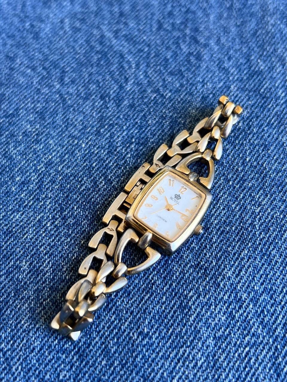 Japanese Brand × Vintage Vintage Japanese style futuristic Watch Royal London 👑 Size ONE SIZE - 1 Thumbnail
