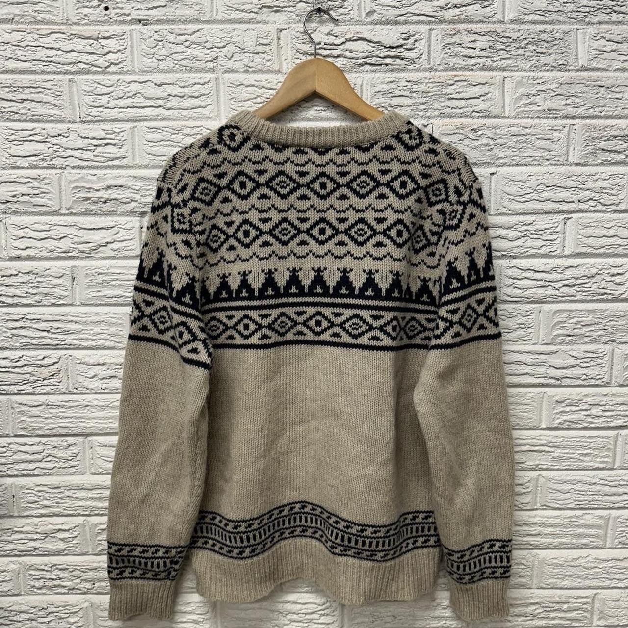Vintage Vintage Wallace and Barnes 100% Wool Aztec Sweater Large Size US L / EU 52-54 / 3 - 3 Thumbnail