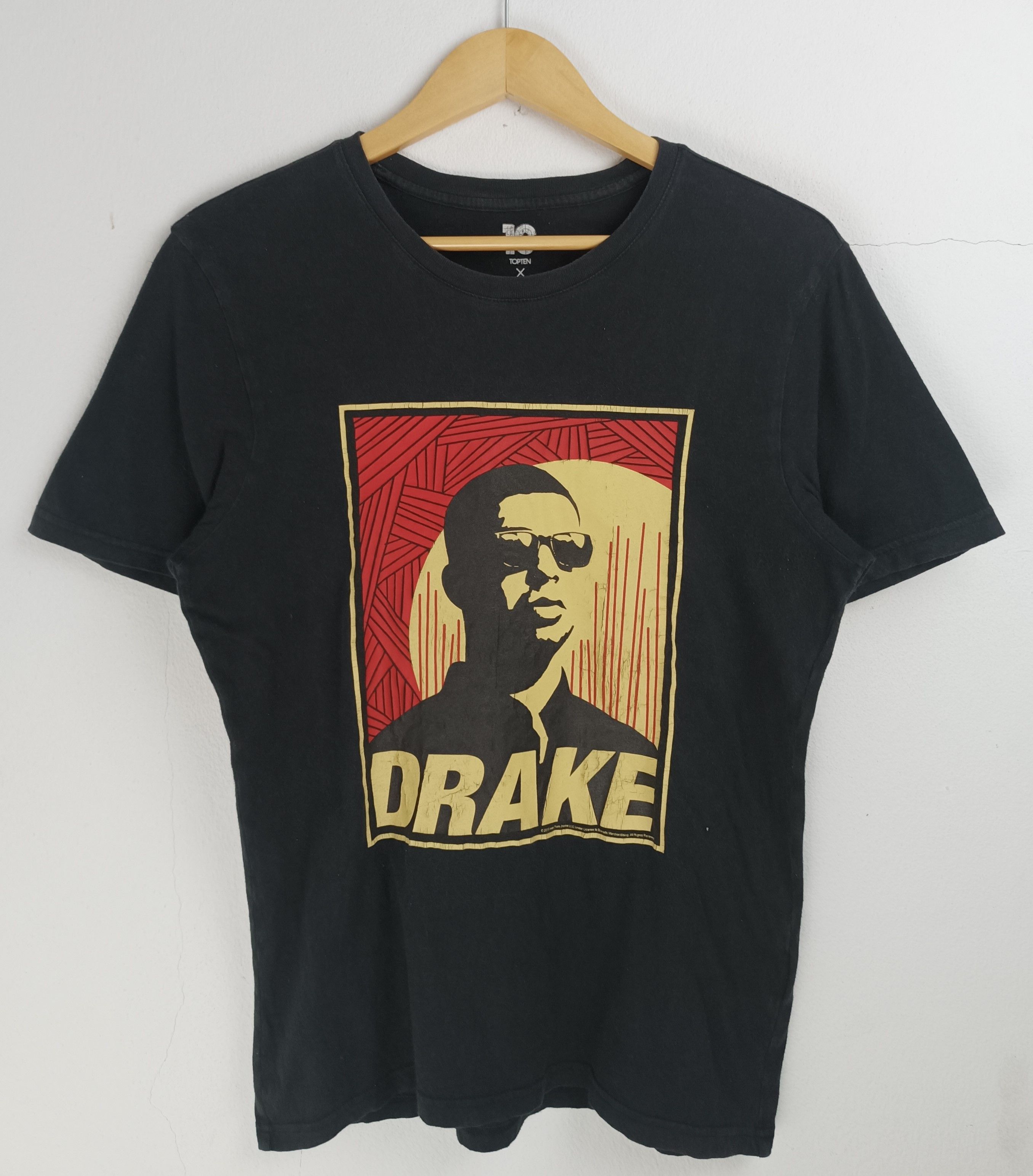 Rap Tees VINTAGE 2015 DRAKE SHEPARD FAIREY ARTWORK RARE TEE Size US S / EU 44-46 / 1 - 3 Thumbnail