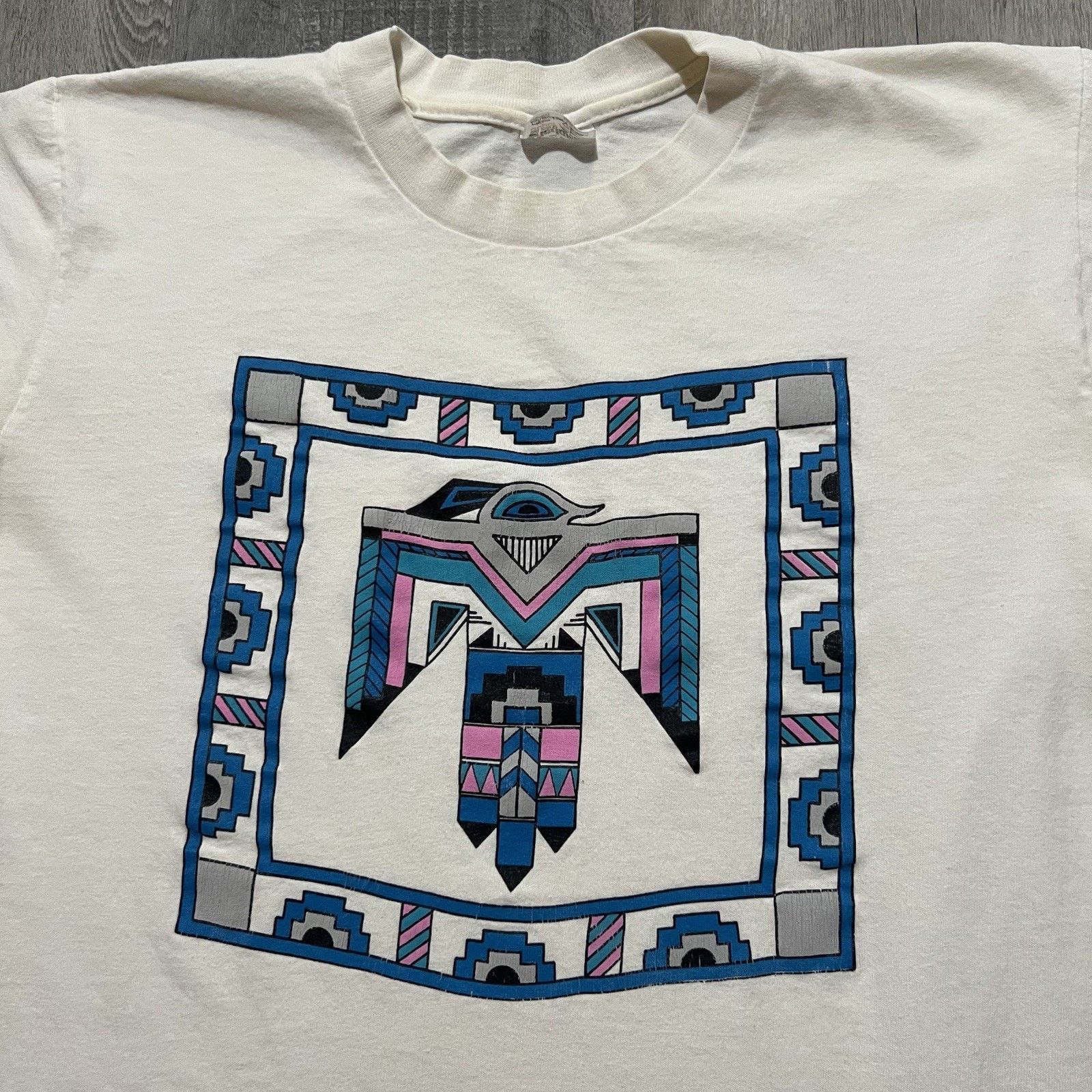 Vintage Vintage Four Corners Native American Thunderbird Art T Shirt Size US M / EU 48-50 / 2 - 3 Thumbnail