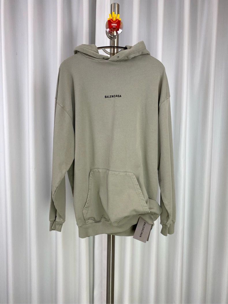 Balenciaga Balenciaga Classic letter logo printing on the chest destr Size US S / EU 44-46 / 1 - 1 Thumbnail