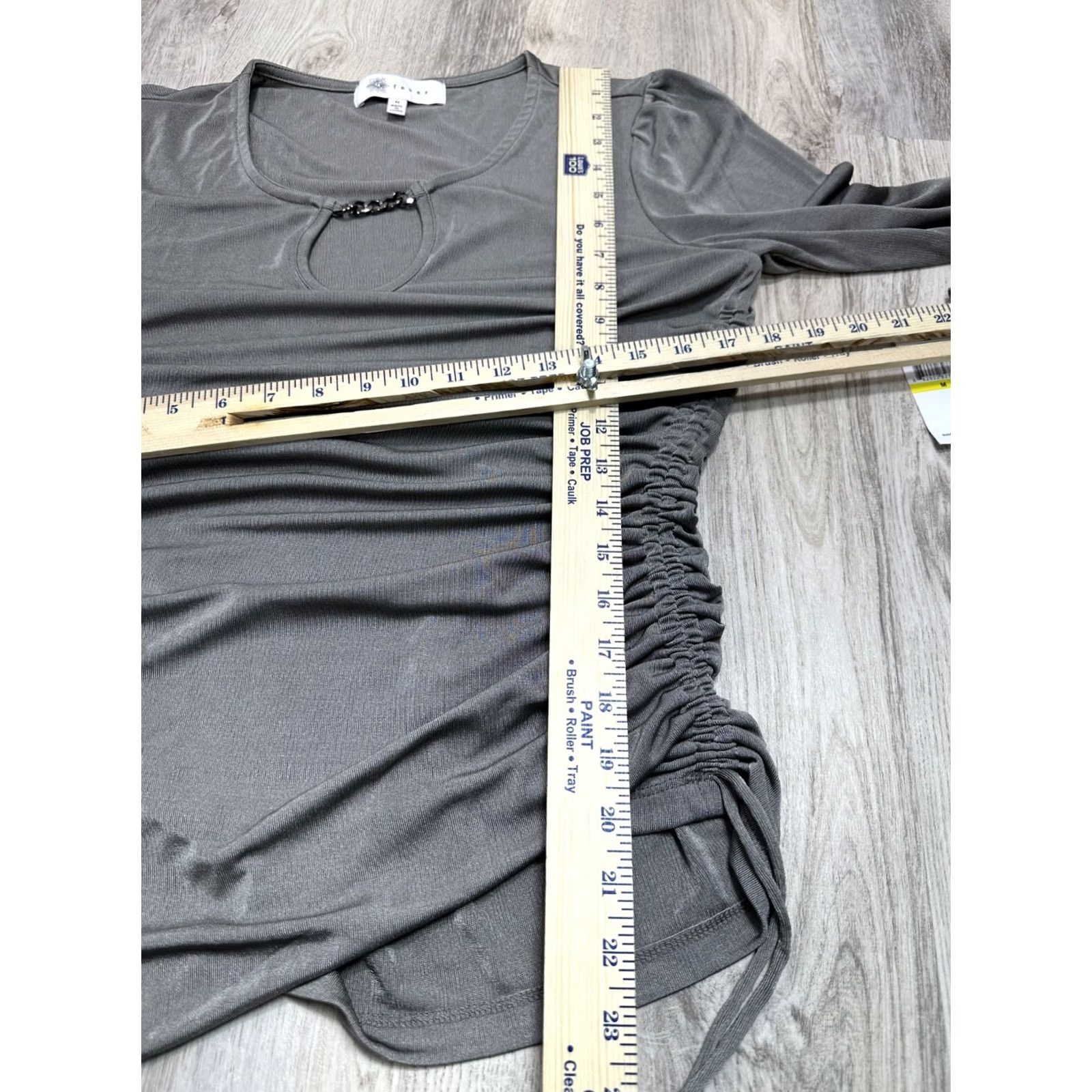 Vintage Fever Womens Dark Gray Gathered Ruched Top Shirt Chain Neck Stretch M NWT Size M / US 6-8 / IT 42-44 - 7 Thumbnail