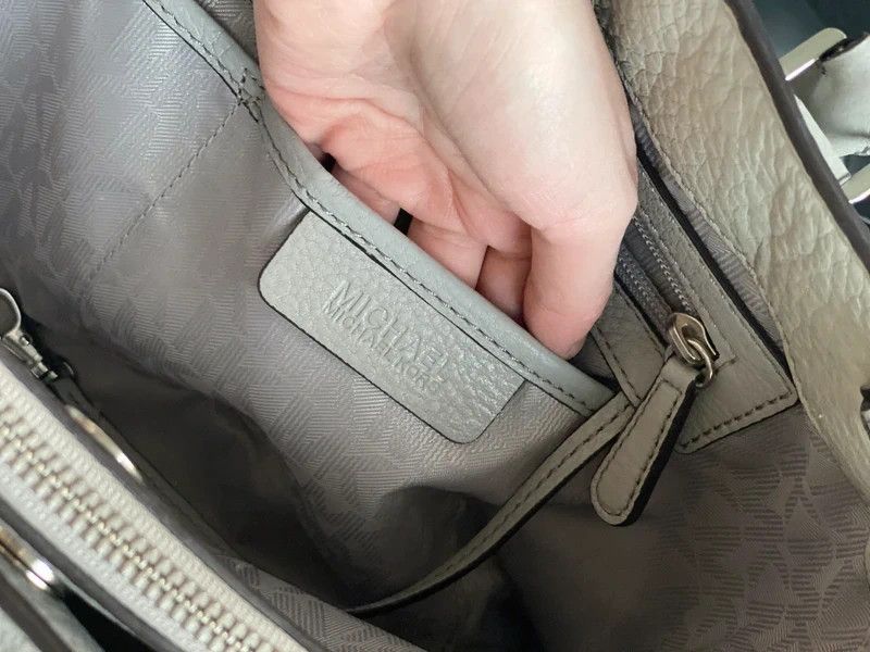 Michael Kors Michael Kors Grey Leather Top Handle Bag CAMILLE dove Size ONE SIZE - 8 Thumbnail