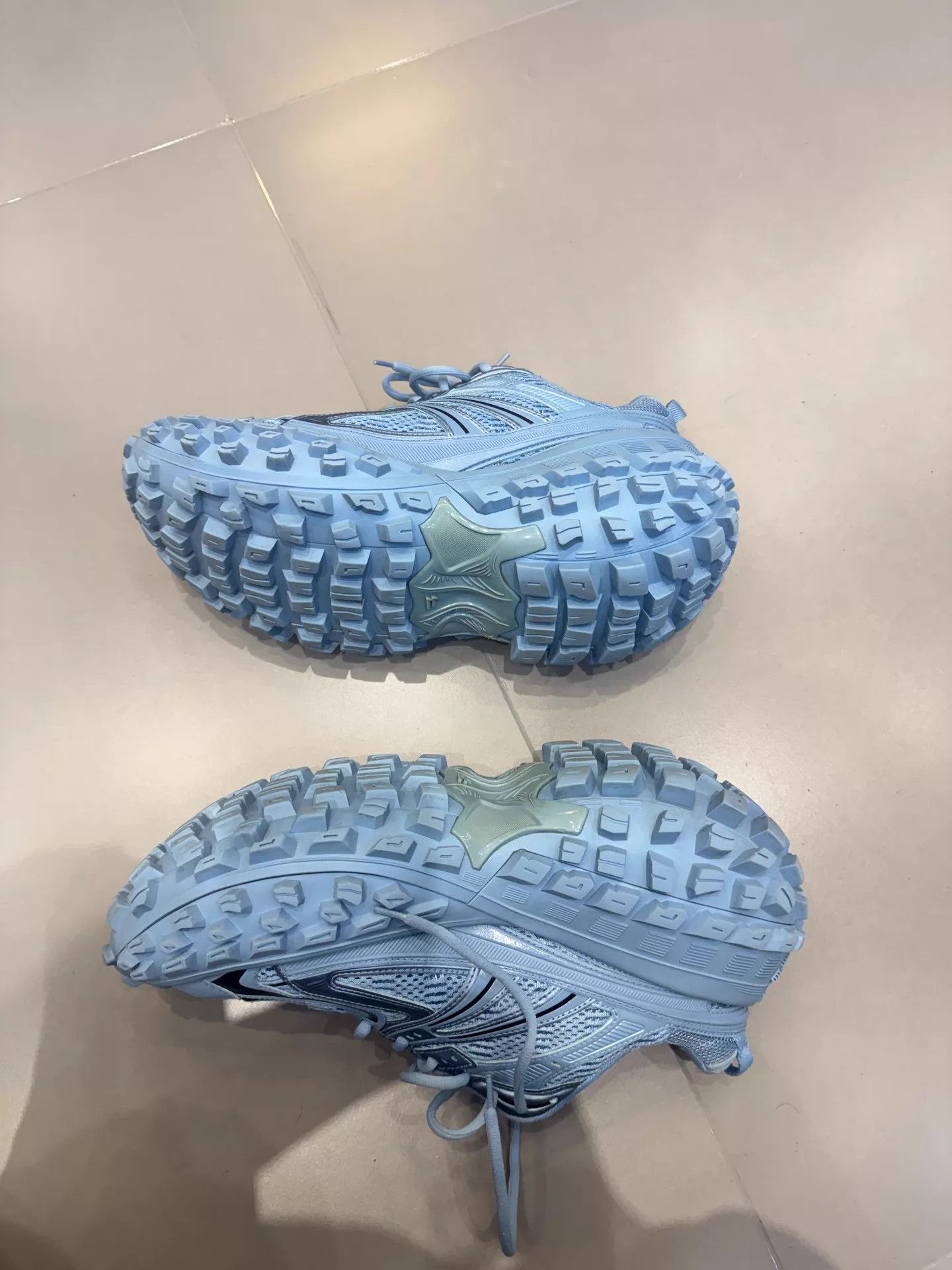 Balenciaga Balenciaga Tire Sneaker Mist Blue Size 43 99 New Size US 10 / EU 43 - 3 Thumbnail