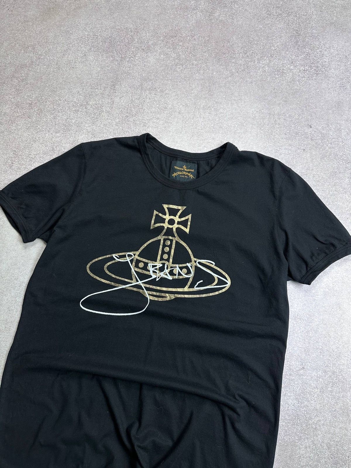 Vivienne Westwood Vintage Vivienne Westwood Big Logo Orb Saturn Logo T-shirt Size US L / EU 52-54 / 3 - 2 Thumbnail