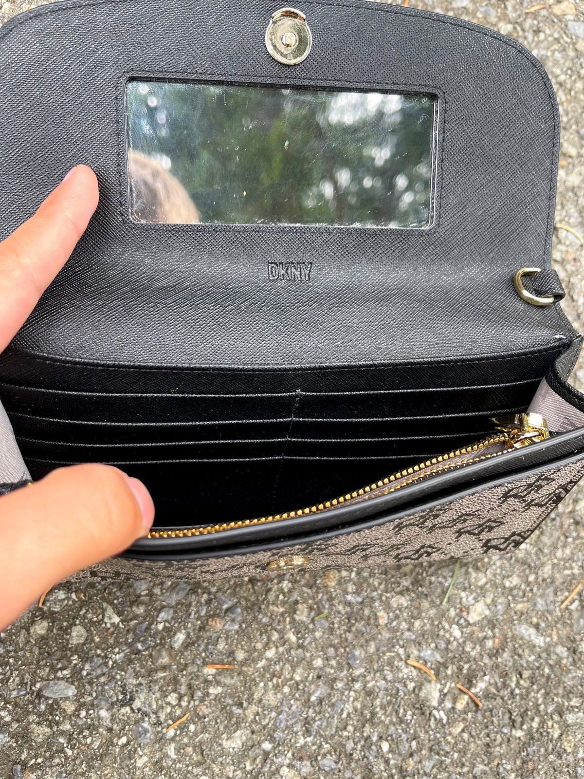 DKNY DKNY monogramm wallet mirror inside Size ONE SIZE - 3 Thumbnail