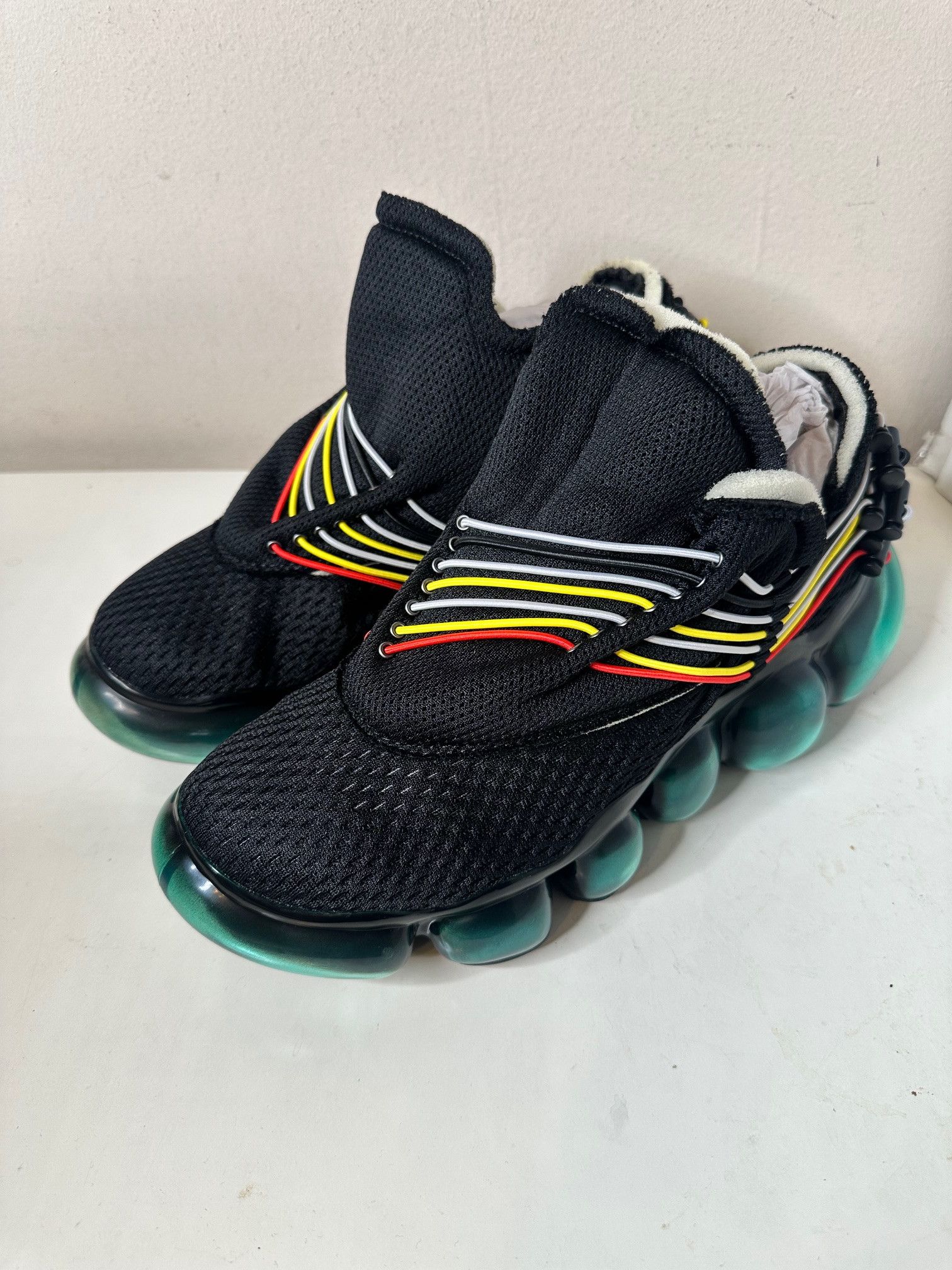 Other Grounds "Jewelry IT" mens sneaker Brand New Size US 9 / EU 42 - 1 Thumbnail