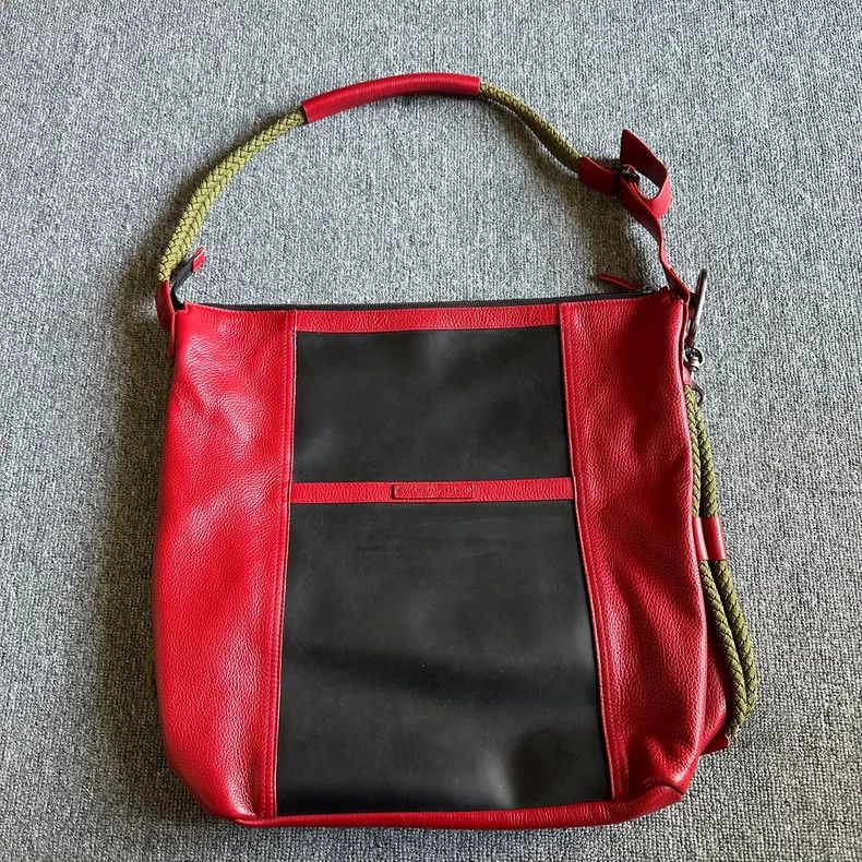 Armani Armani Dark red and black color matching crossbody shoulde Size ONE SIZE - 1 Thumbnail
