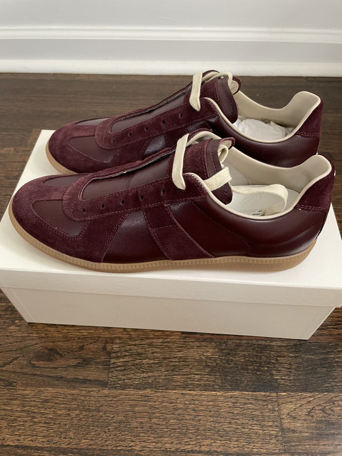 Maison Margiela Maison Margiela Replica Low Top ‘Deep Red’ — Size 42EU / 9US Size US 9 / EU 42 - 3 Thumbnail