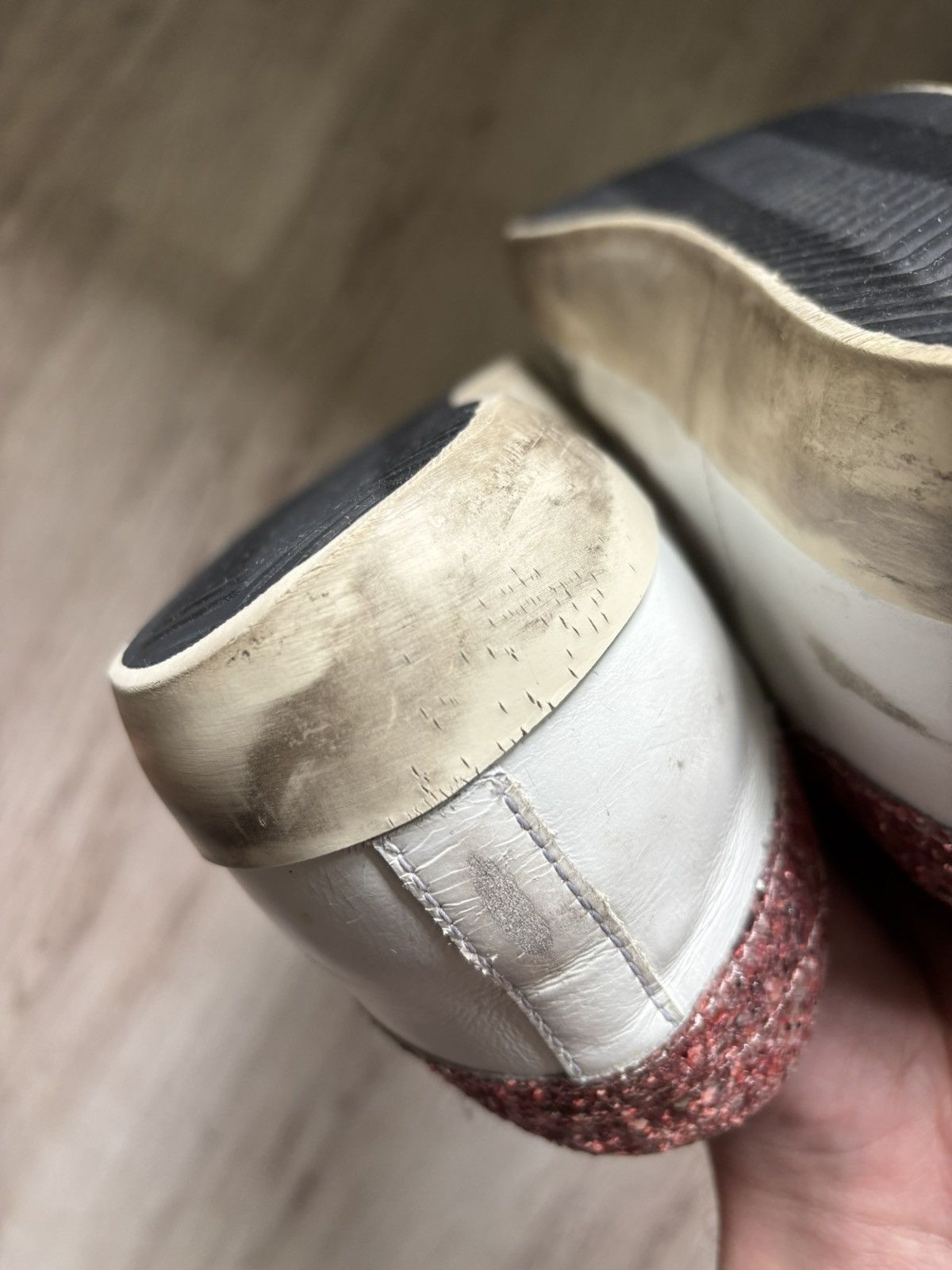 Golden Goose Golden Goose Super-star with Glitter Star EU41 US10 UK8 Size US 10 / IT 40 - 15 Thumbnail