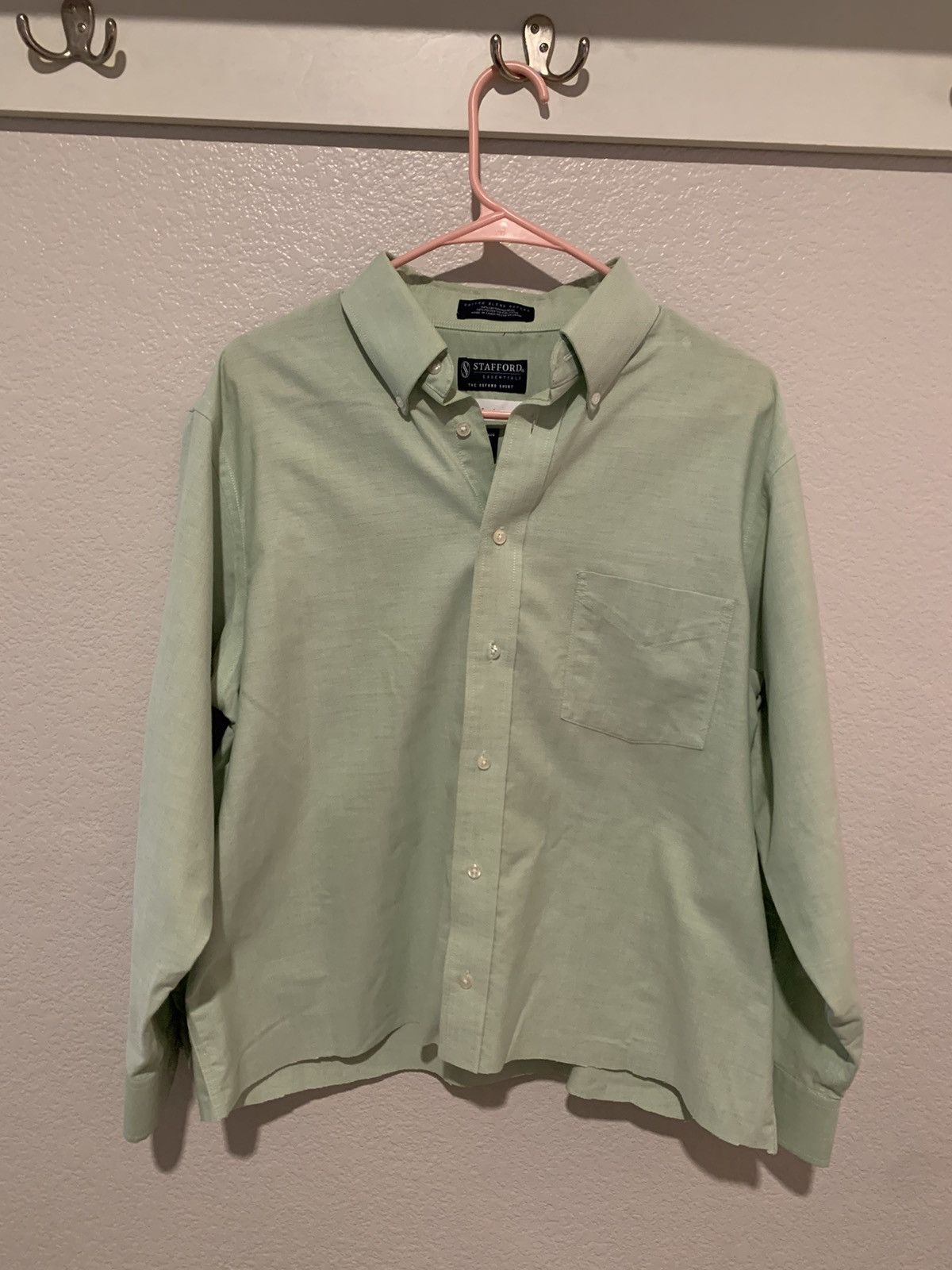 Stafford Cropped matcha colored button down Size US L / EU 52-54 / 3 - 1 Thumbnail
