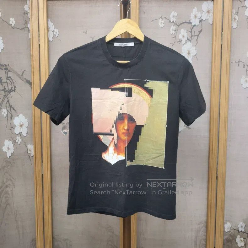 Givenchy Givenchy Portrait Printed Round Neck Short Sleeve T-Shirt Size US M / EU 48-50 / 2 - 1 Thumbnail
