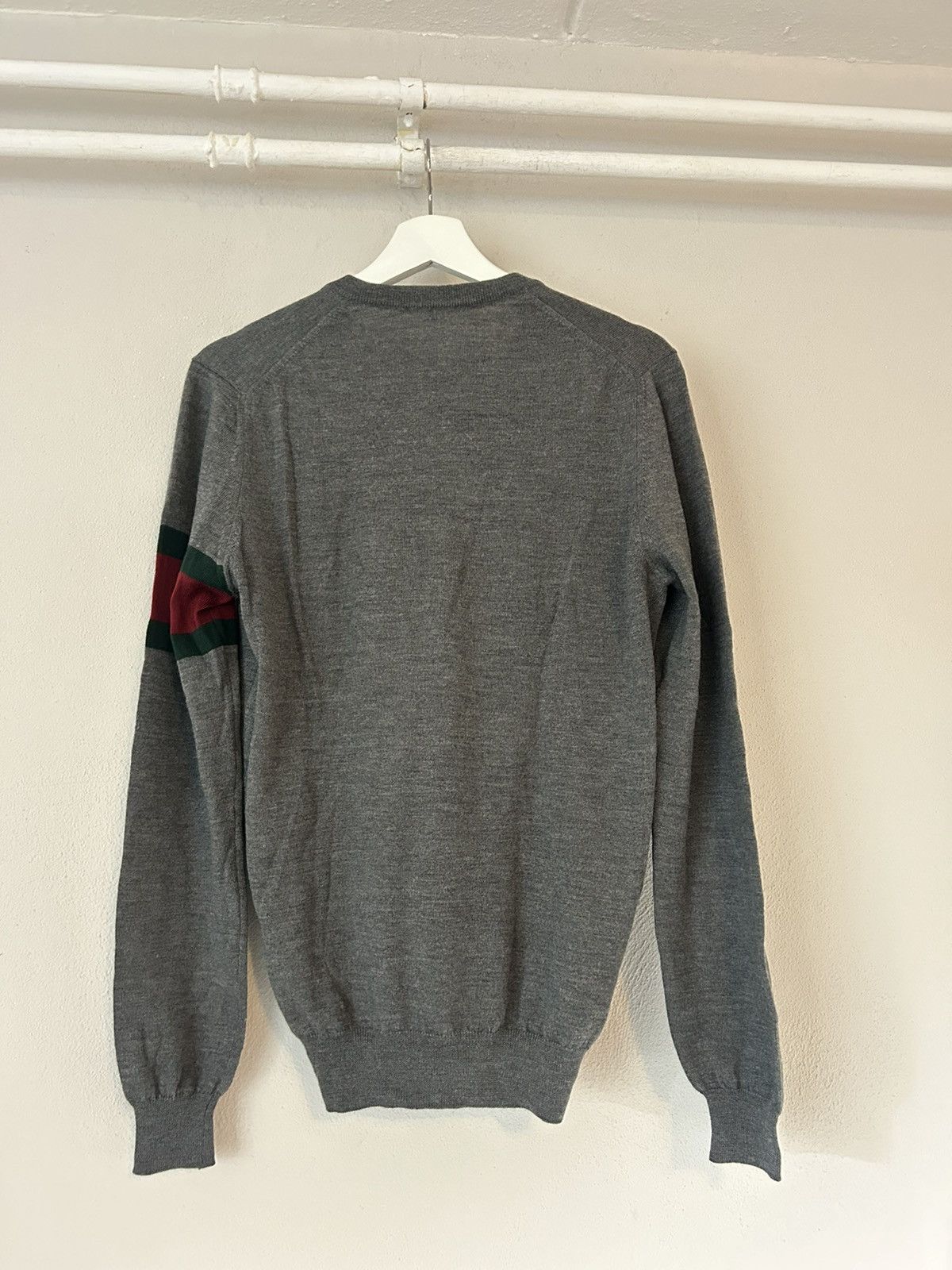 Gucci Grey V-Neck Wool Sweater with Web Arm Detail Size US M / EU 48-50 / 2 - 2 Thumbnail