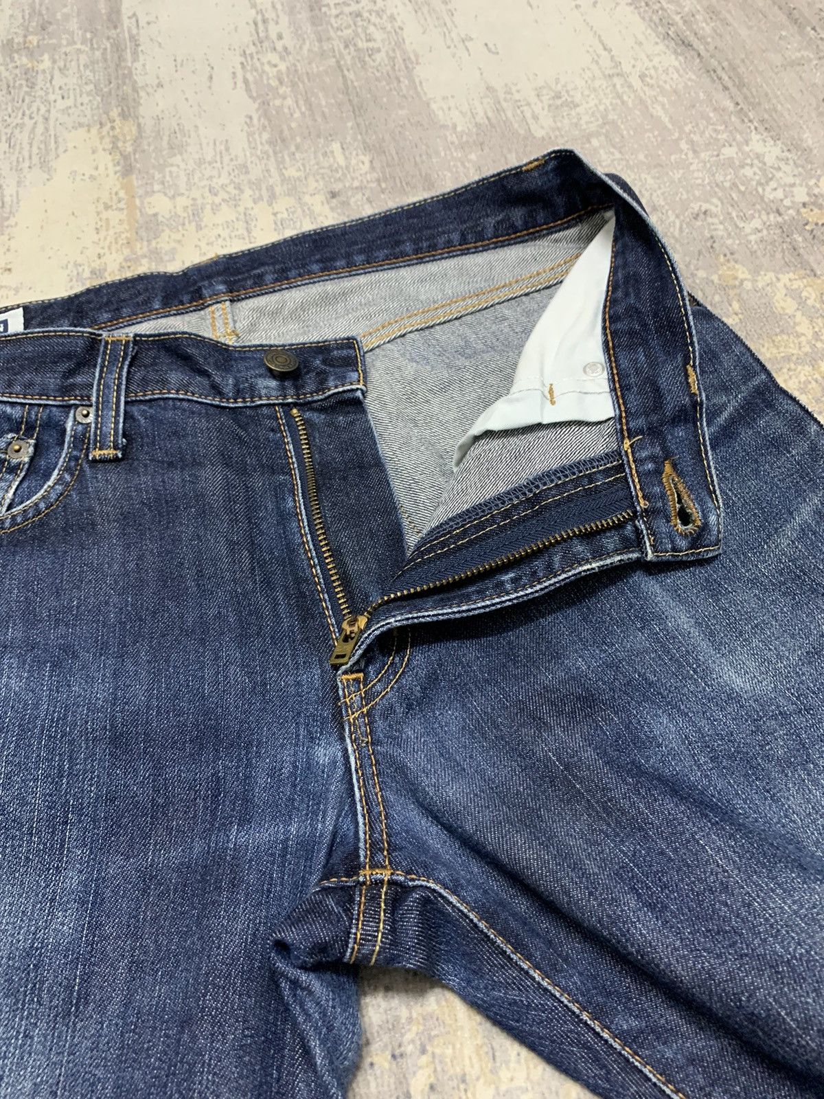 Japanese Brand Vintage EDWIN International Basic Distressed Denim Jean Size US 33 - 7 Thumbnail