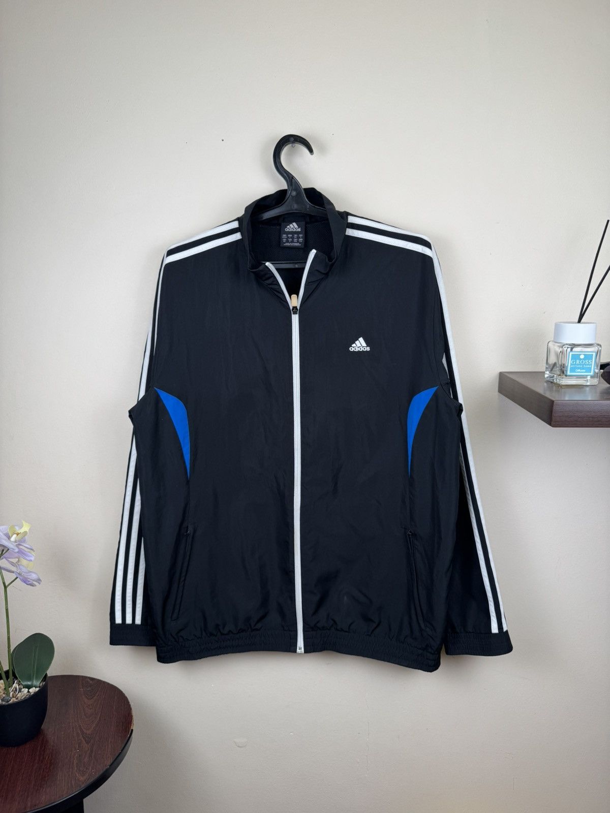 Adidas Vintage Adidas Track Jacket Windbreaker Spring Lightweight L Size US L / EU 52-54 / 3 - 1 Thumbnail