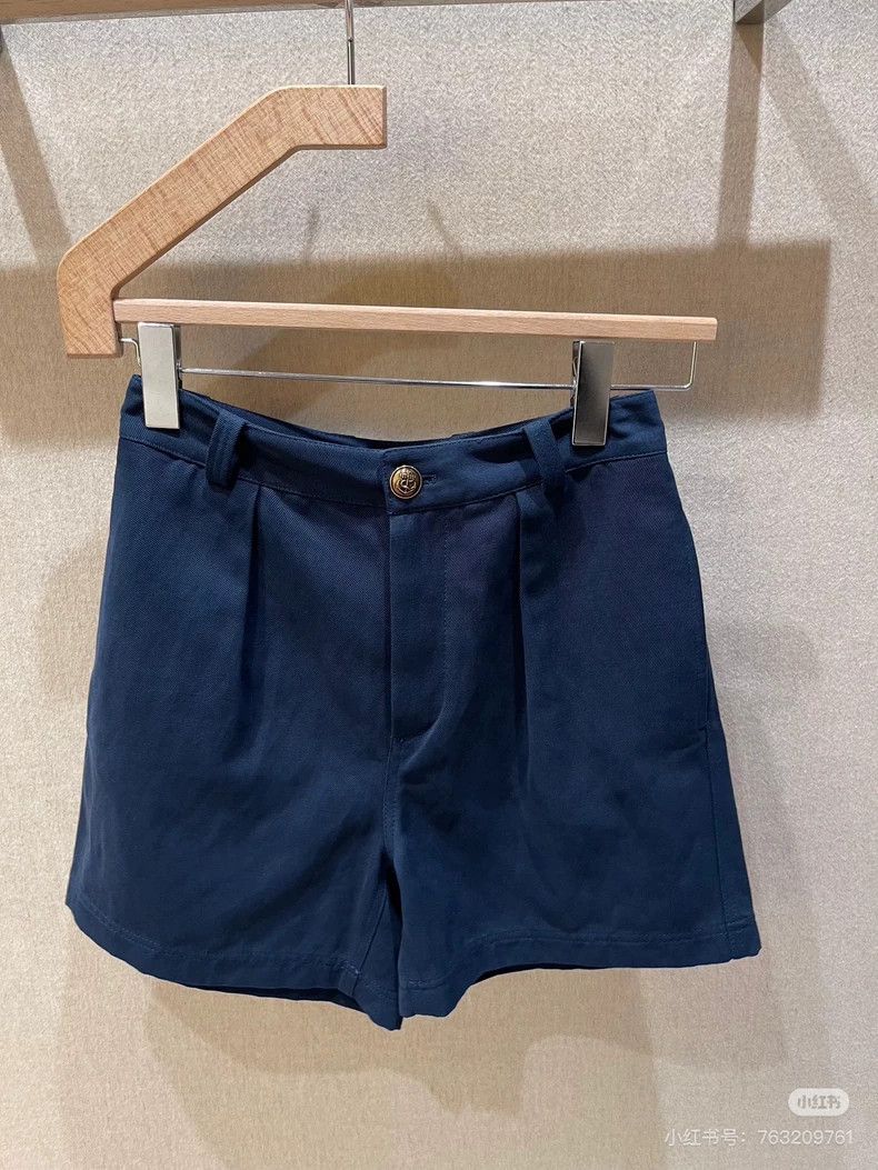 LORO PIANA Short pants made of cotton and linen