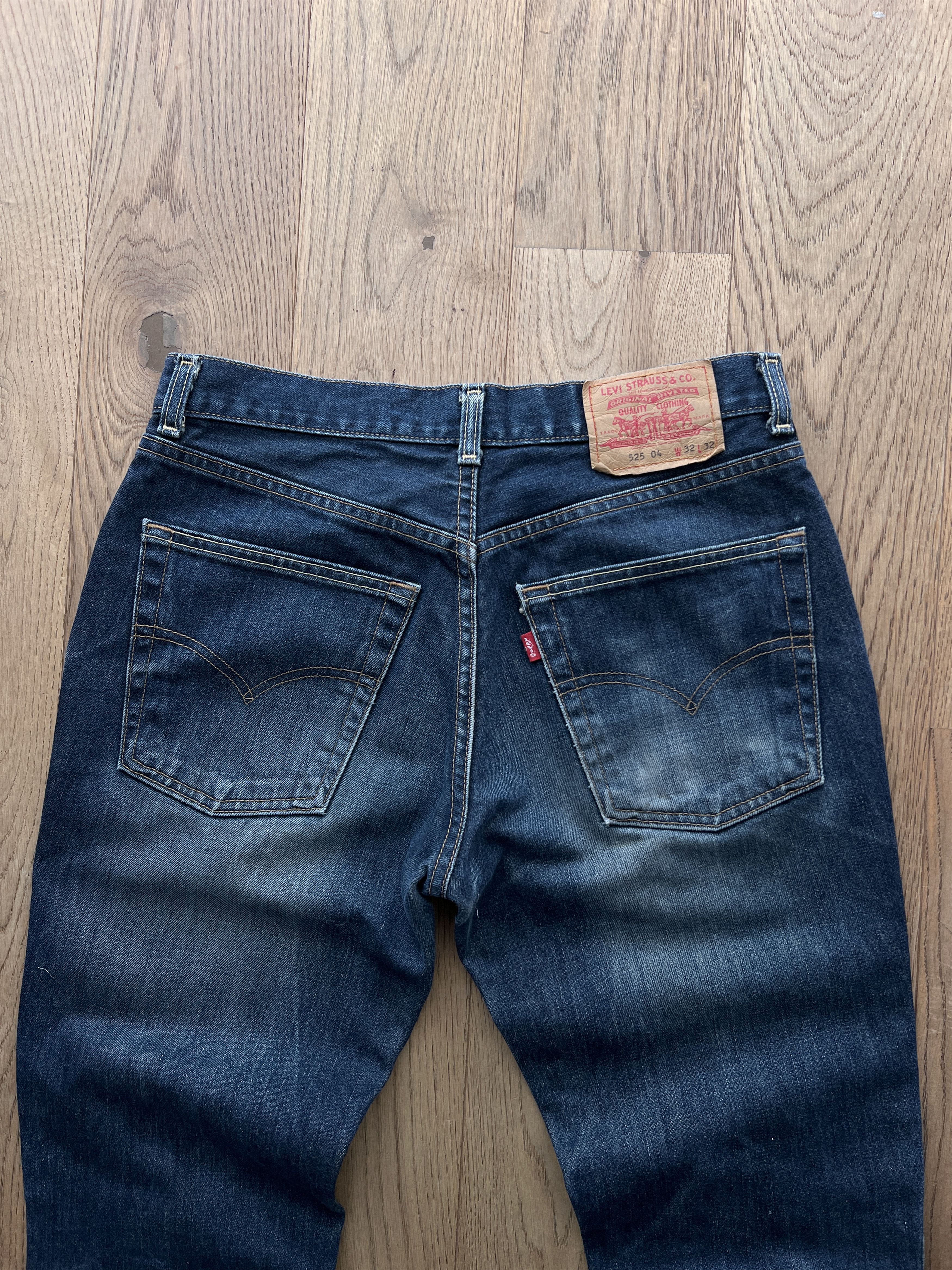 Levi's Vintage Clothing Levis 525 Flared boot cut VTG 00s Retro washed fabric denim Size US 30 / EU 46 - 11 Thumbnail