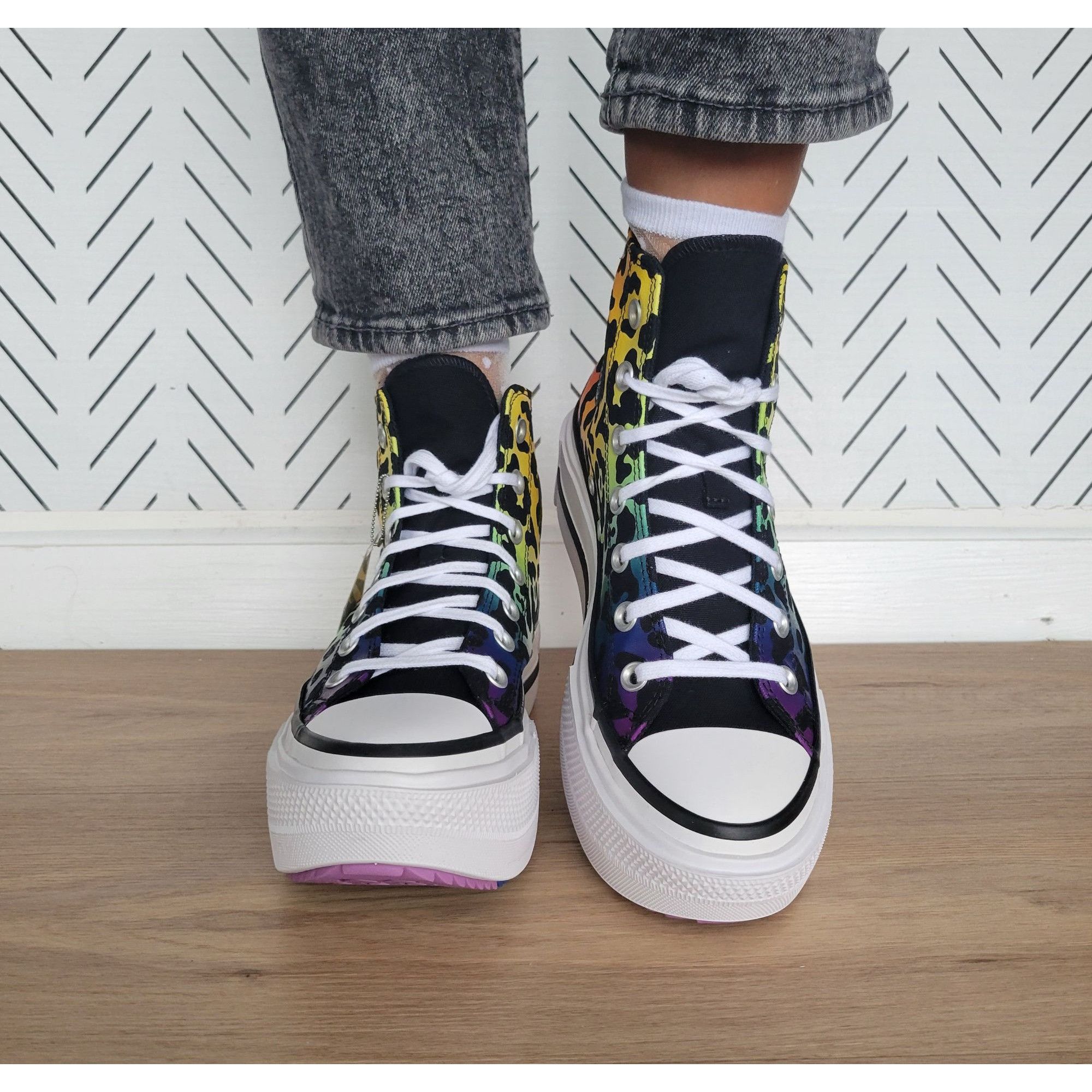Converse Chuck Taylor All Star Platform Pride Sz Women S