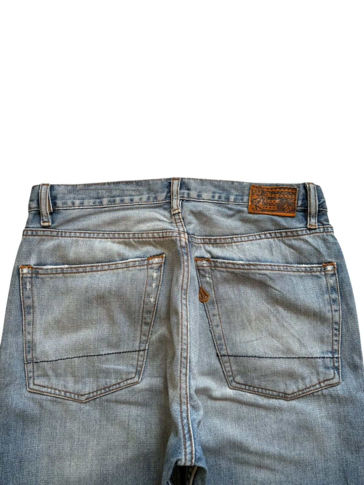 Volcom Vintage Volcom Button Fly Faded Wash Loose Baggy Jeans Size US 31 - 8 Thumbnail