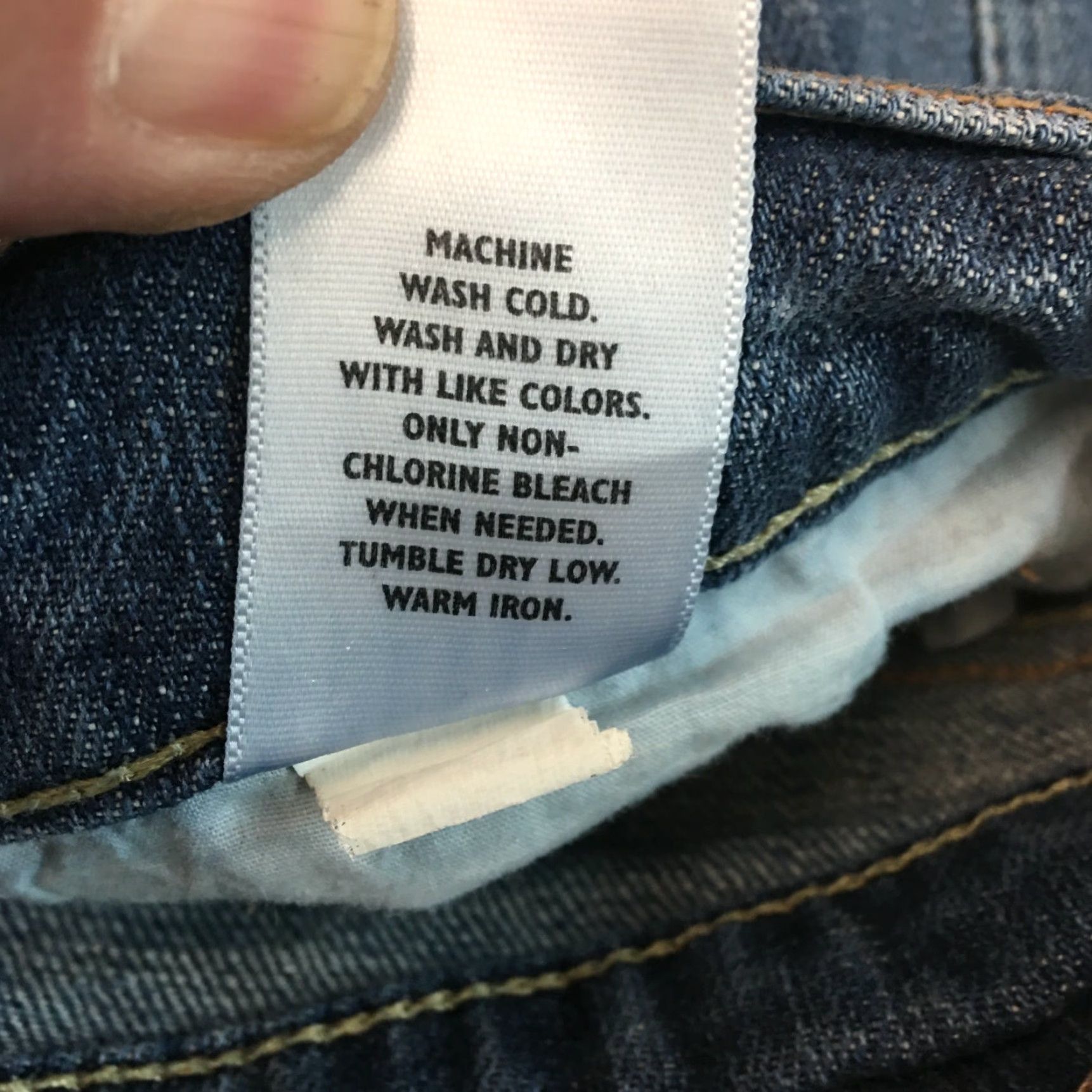 Old Navy Old Navy Jeans Denim Stretch Flat Front Casual 18 Short Blue Regular 5-Pocket Womens Size 40" / US 18 - 6 Thumbnail