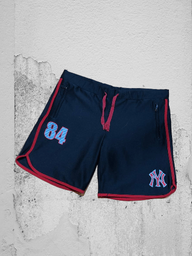 New York Yankees New York Yankees Shorts Size US 30 / EU 46 - 1 Thumbnail