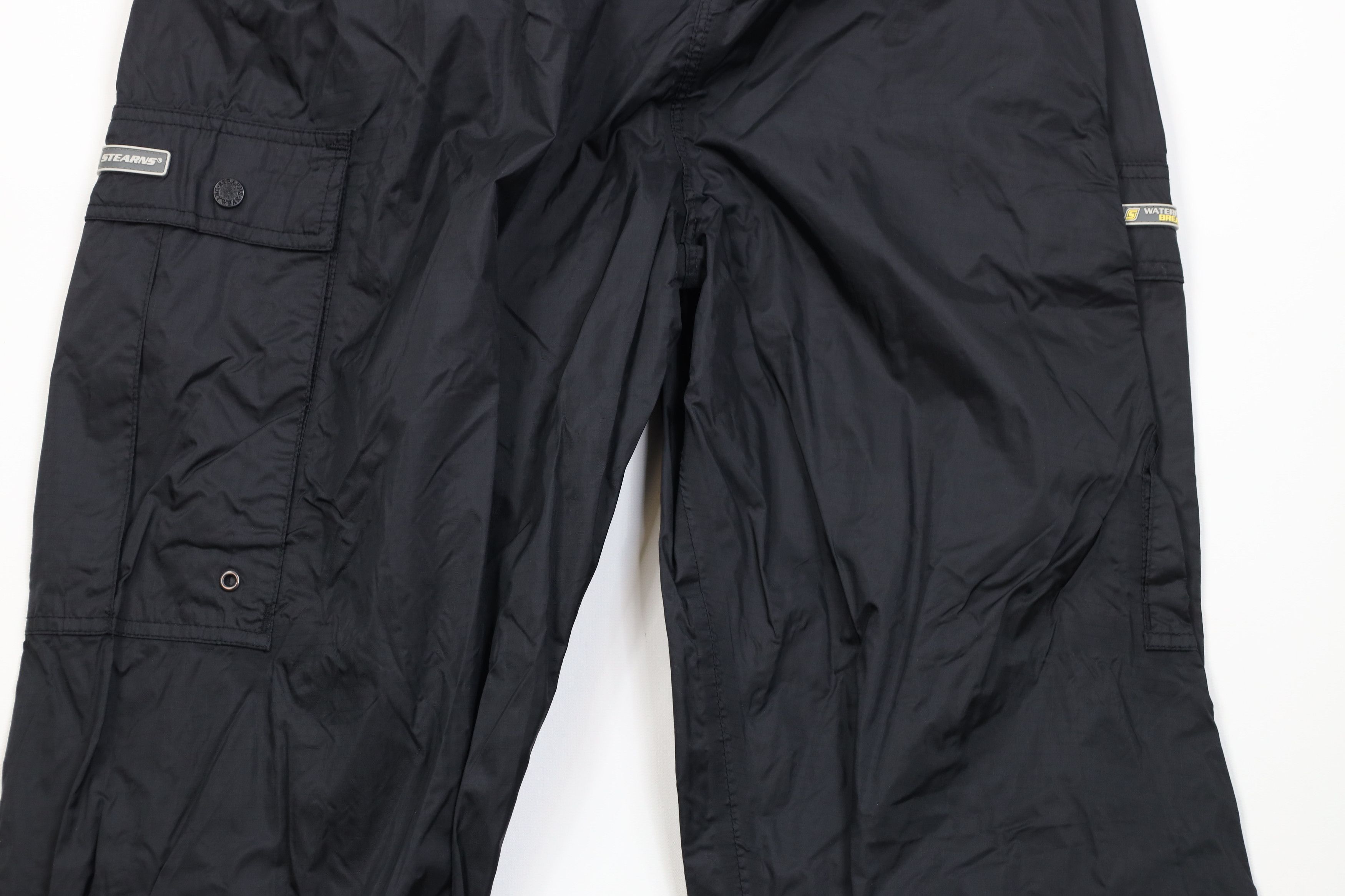 Vintage Vintage 90s Streetwear Wide Leg Waterproof Rain Cargo Pants Size US 34 / EU 50 - 11 Thumbnail
