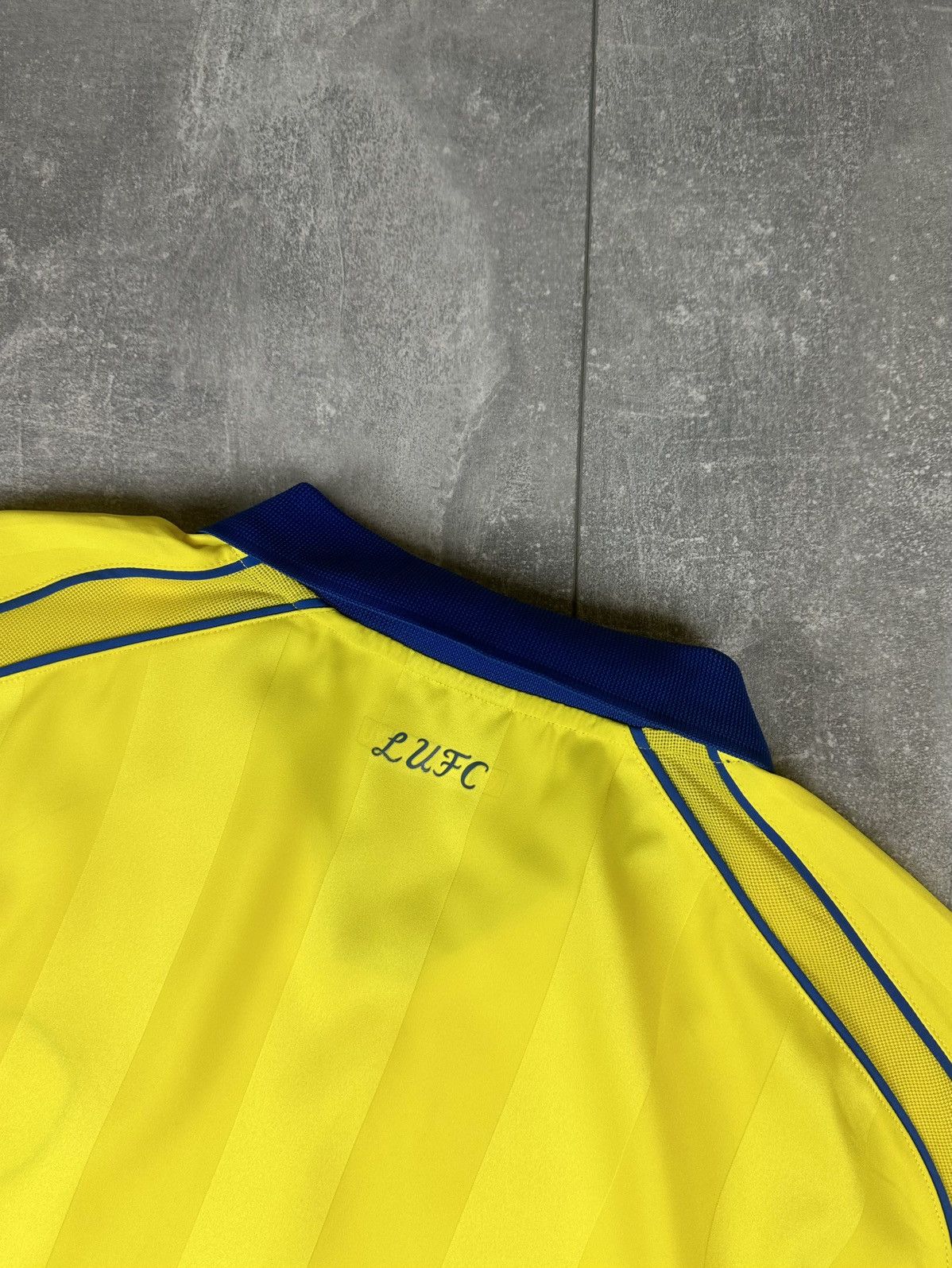 Other Admiral Leeds United 2006/07 Away Soccer Football Jersey Size US XL / EU 56 / 4 - 13 Thumbnail