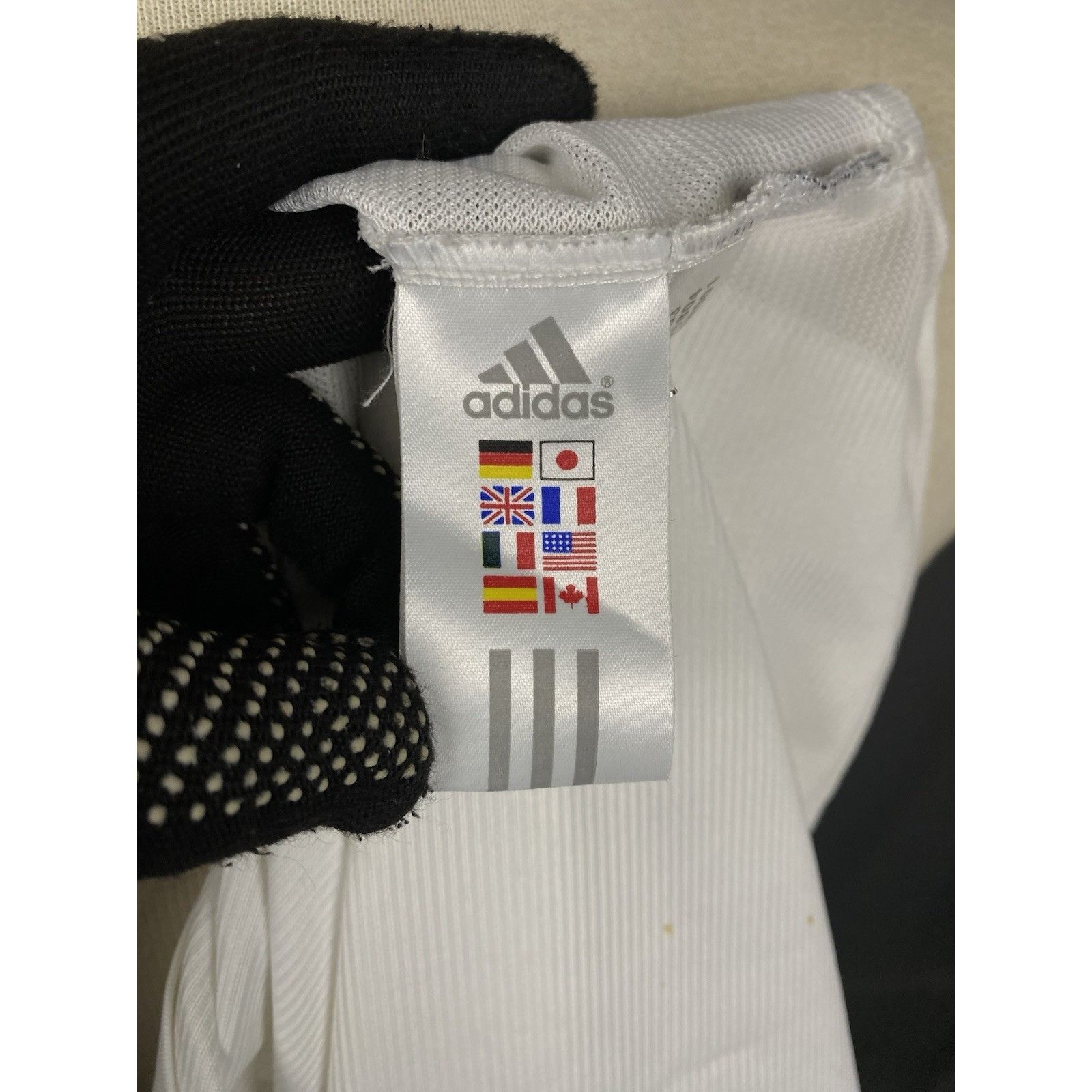 Adidas Beckham Real Madrid Adidas White 2004 Jersey Size S Size US S / EU 44-46 / 1 - 17 Thumbnail