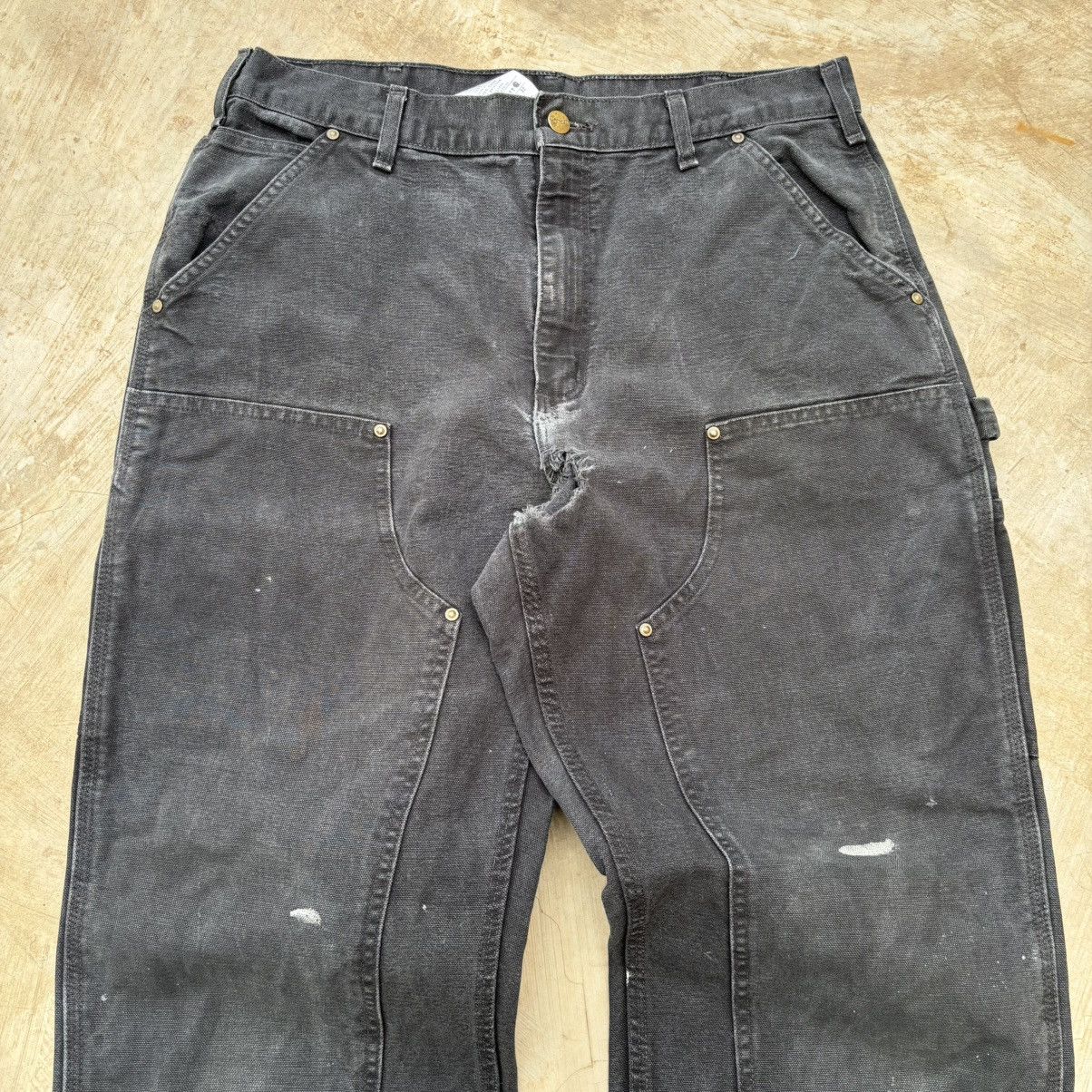 Carhartt Thrashed Vintage Sunfaded Carhartt Double Knee Size US 34 / EU 50 - 2 Thumbnail
