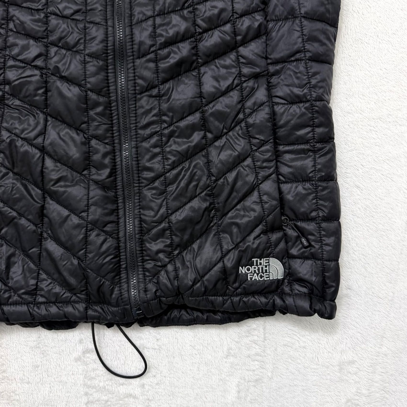 The North Face VINTAGE The North Face Vest Womens Small Black ThermoBall Eco Quilted Full Zip Warm Size S / US 4 / IT 40 - 4 Thumbnail