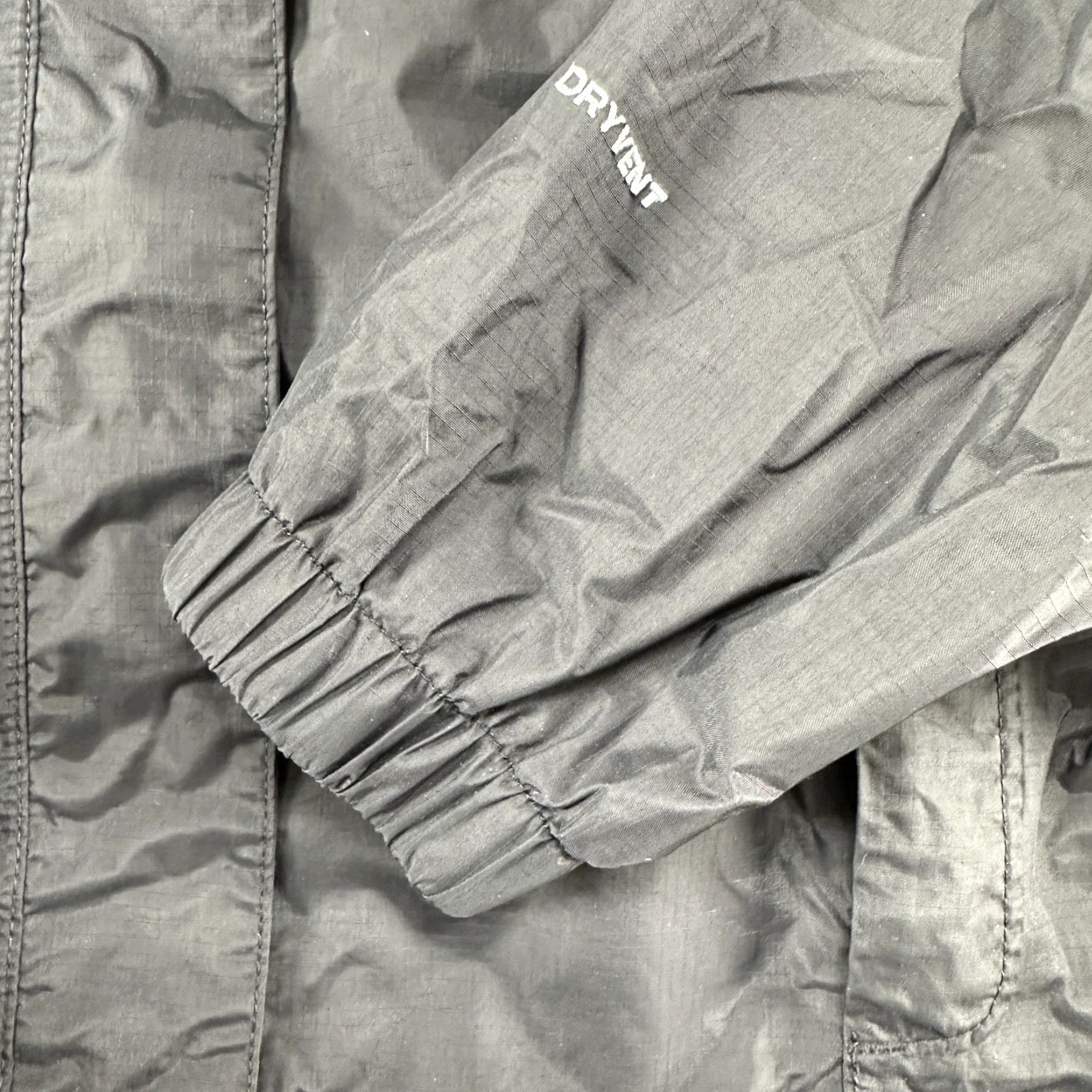 The North Face The North Face Jacket Womens Small Black Rain Coat Hooded Dryvent Nylon Ripstop Size S / US 4 / IT 40 - 3 Thumbnail
