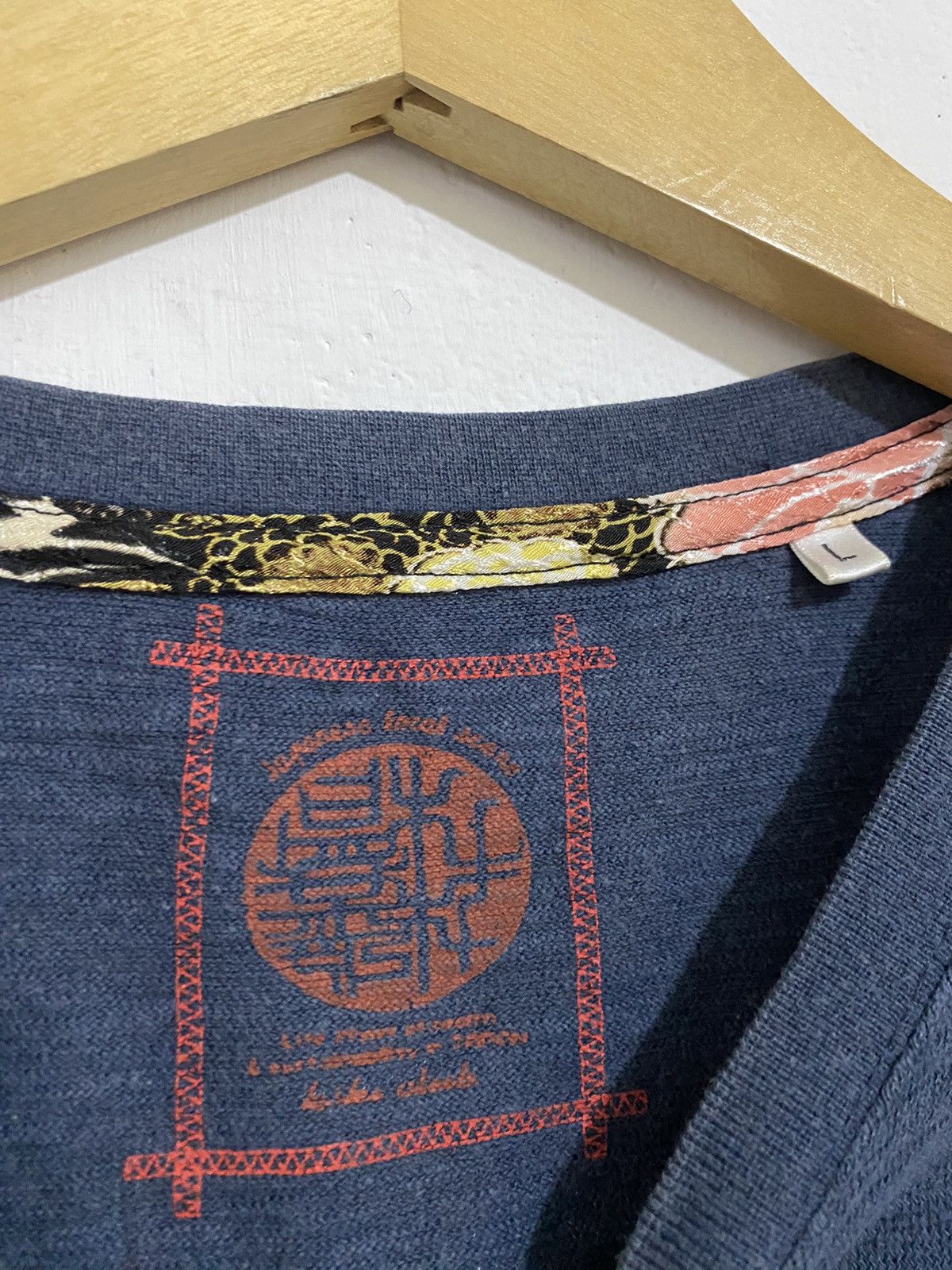 Hysteric Glamour 💸BINDINGOFFER💸Japanese culture beautiful burnout shirt Size US M / EU 48-50 / 2 - 6 Thumbnail
