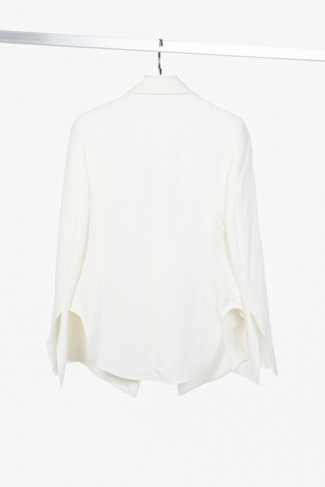 Chloe Chloe "Milk" Crepe Bell-Sleeve Open-Front Blazer Size M / US 6-8 / IT 42-44 - 2 Thumbnail