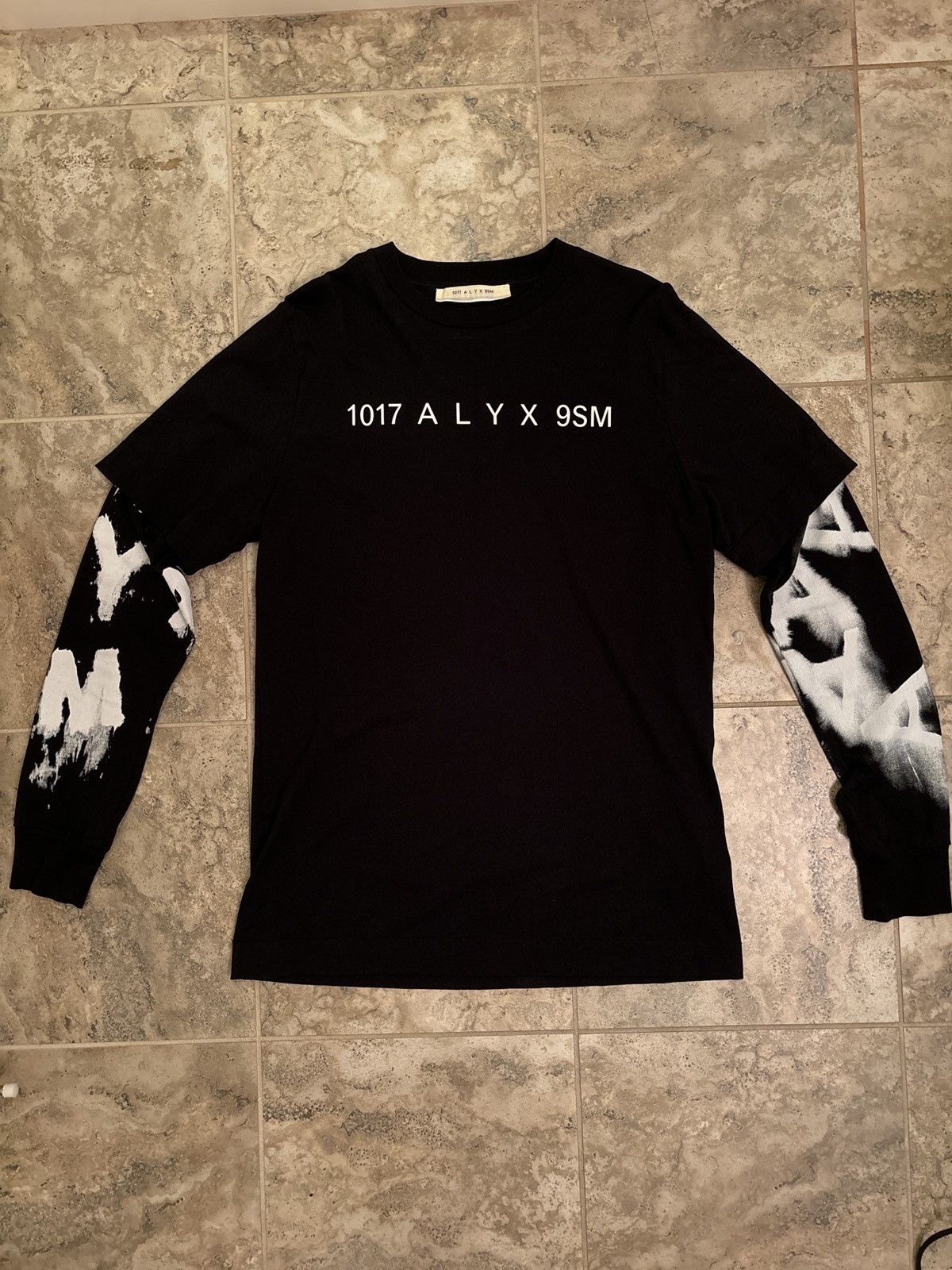 1017 ALYX 9SM 1017 ALYX 9SM SHORTLONG SLEEVE TEE | Grailed