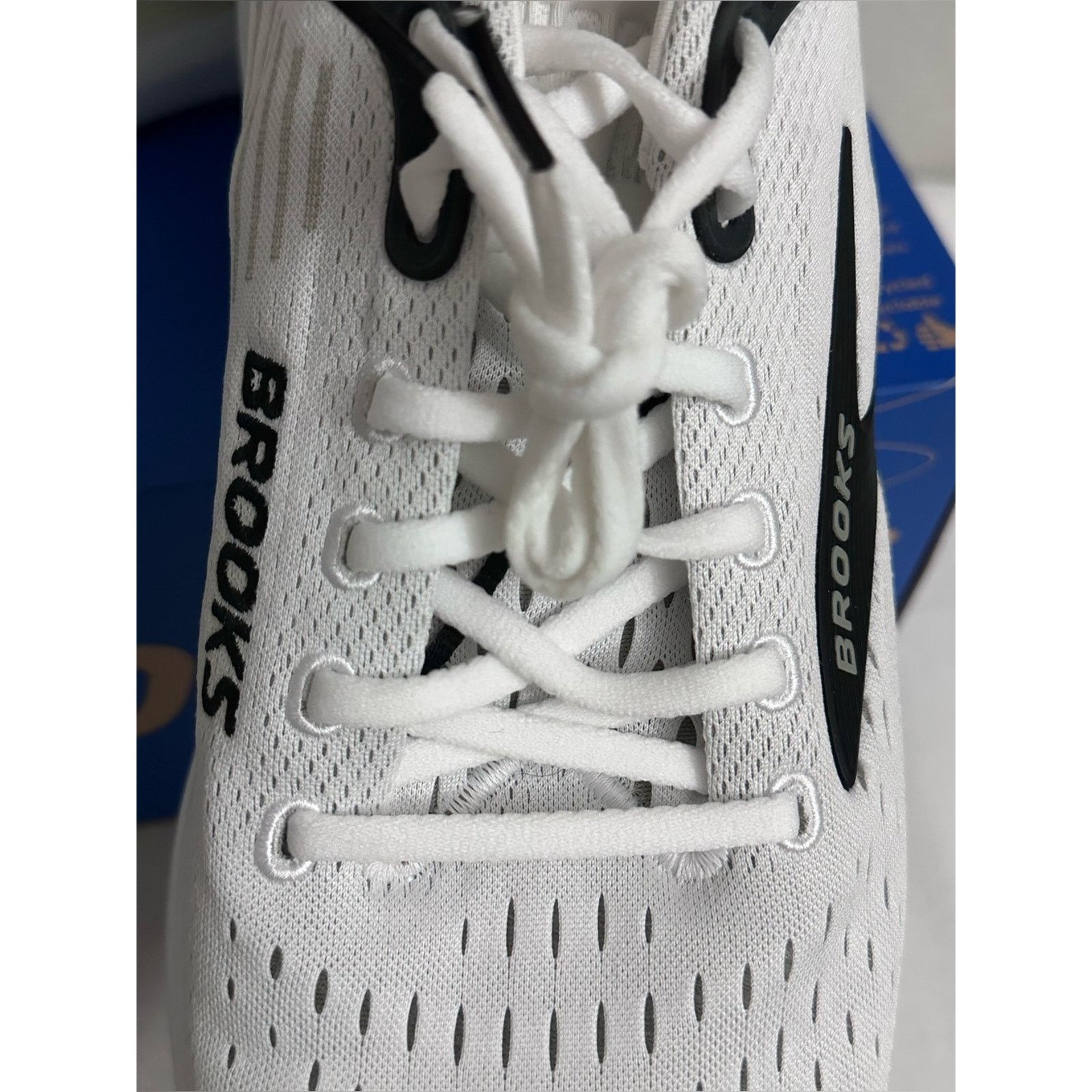 Brooks Brooks Men’s Ghost Max 3 Running Shoes Size 11 Bright White Size US 11 / EU 44 - 4 Thumbnail